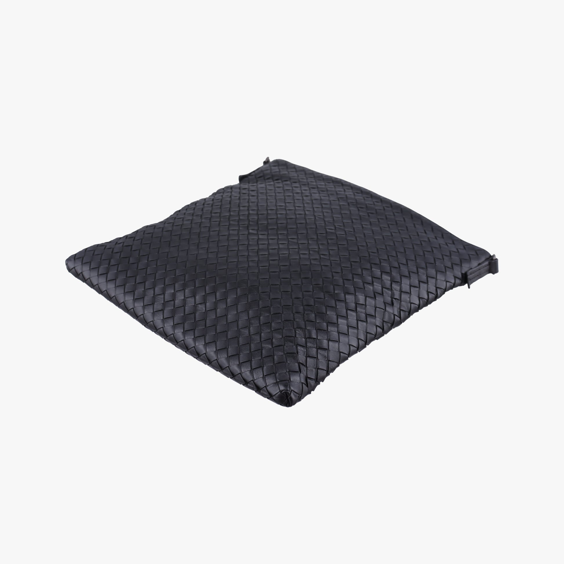 Intrecciato Black lambskin B02501996Fイントレチャート ブラック ラムスキン B02501996F