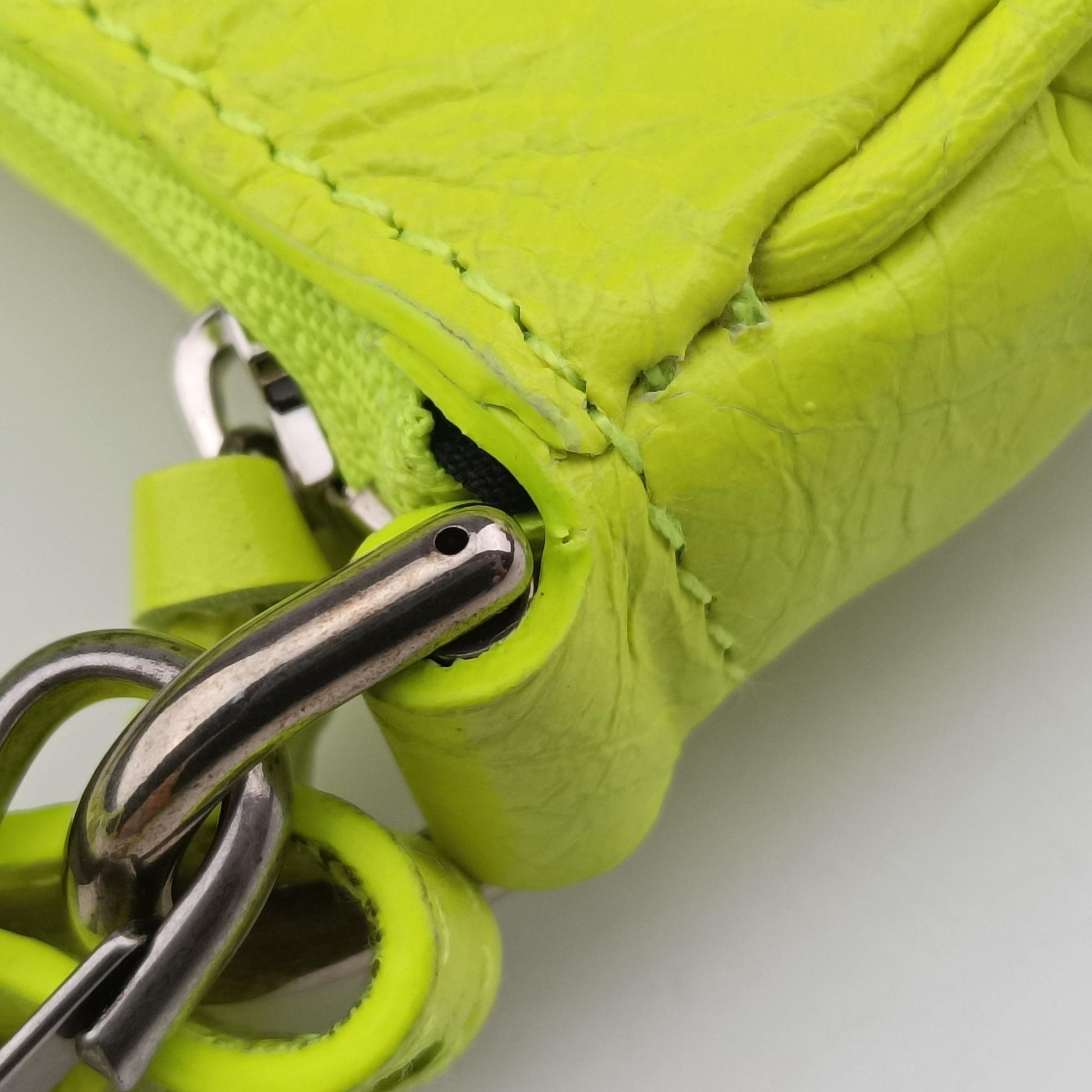Le Cagole Green lambskin 695814.7206.R.493075ルカゴール グリーン ラムスキン 695814.7206.R.493075
