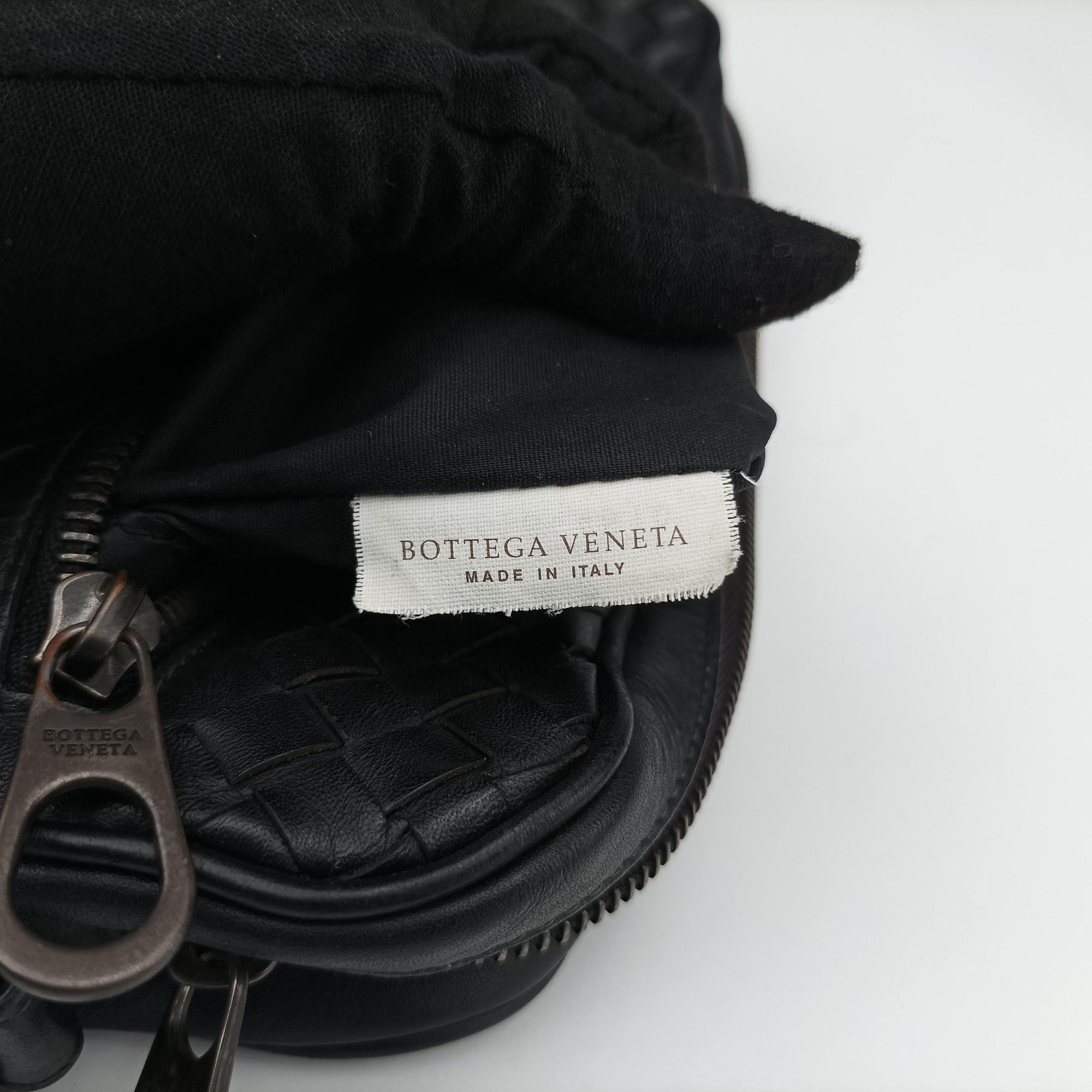 Intrecciato Black lambskin B07184451Dイントレチャート ブラック ラムスキン B07184451D