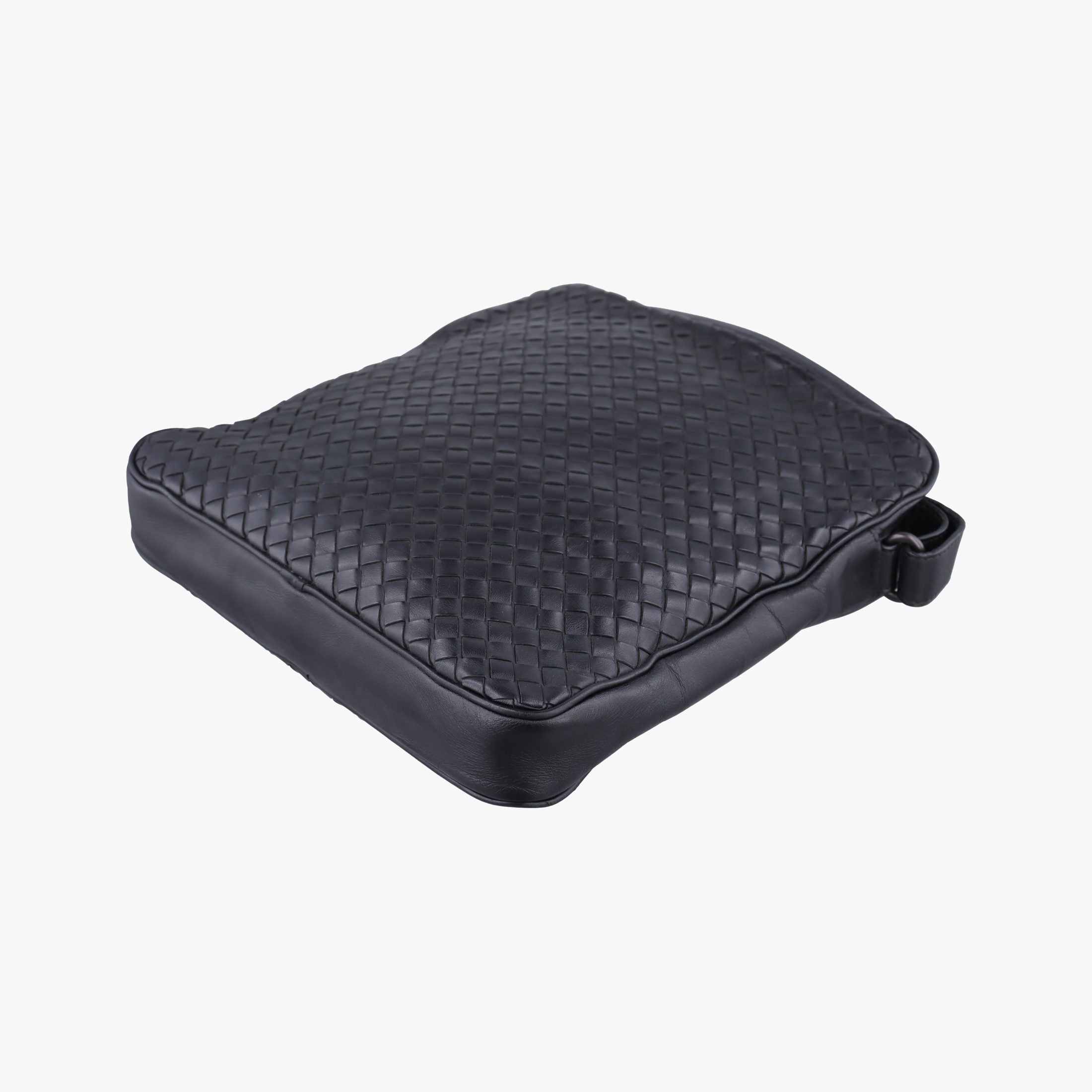 Intrecciato Black lambskin B07184451Dイントレチャート ブラック ラムスキン B07184451D