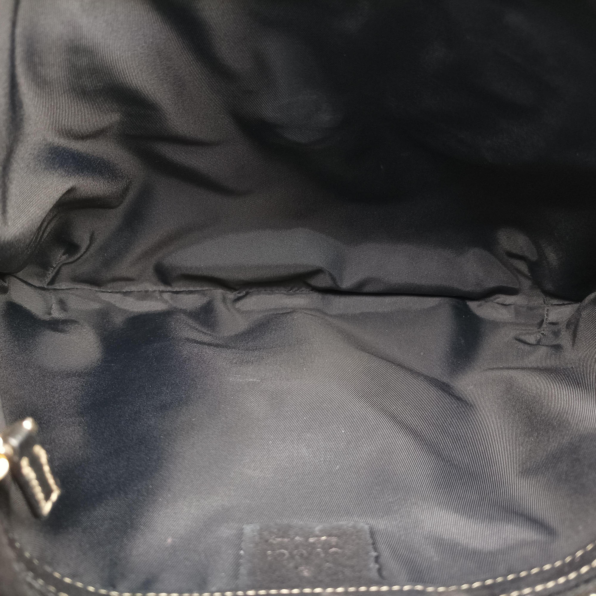 Dialux Britt Hobo Black Leather 167732 A1698864ディアラックス ブリット ホーボー ブラック レザー 167732 A1698864