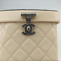Vanity Matelasse Chain Handle White Patent Leather A91055 22340506バニティ マトラッセ チェーンハンドル ホワイト パテント A91055 22340506