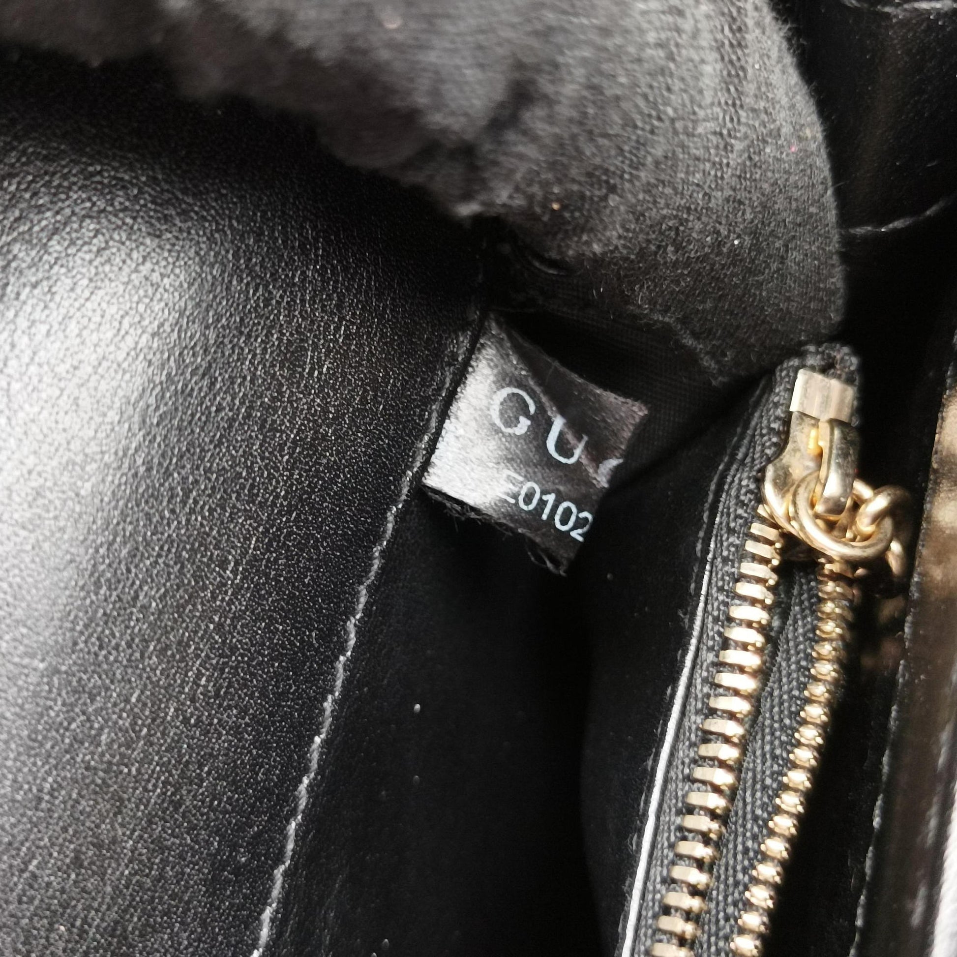 Interlocking 1973 Flap Black Leather 277522 E010257779インターロッキング 1973 フラップ ブラック レザー 277522 E010257779