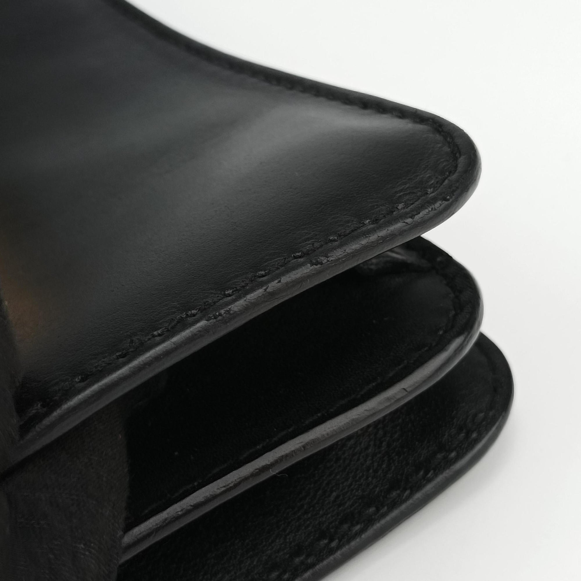 Interlocking 1973 Flap Black Leather 277522 E010257779インターロッキング 1973 フラップ ブラック レザー 277522 E010257779