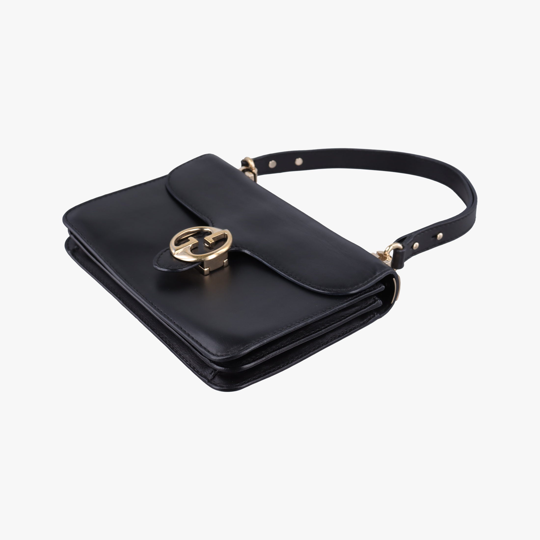 Interlocking 1973 Flap Black Leather 277522 E010257779インターロッキング 1973 フラップ ブラック レザー 277522 E010257779