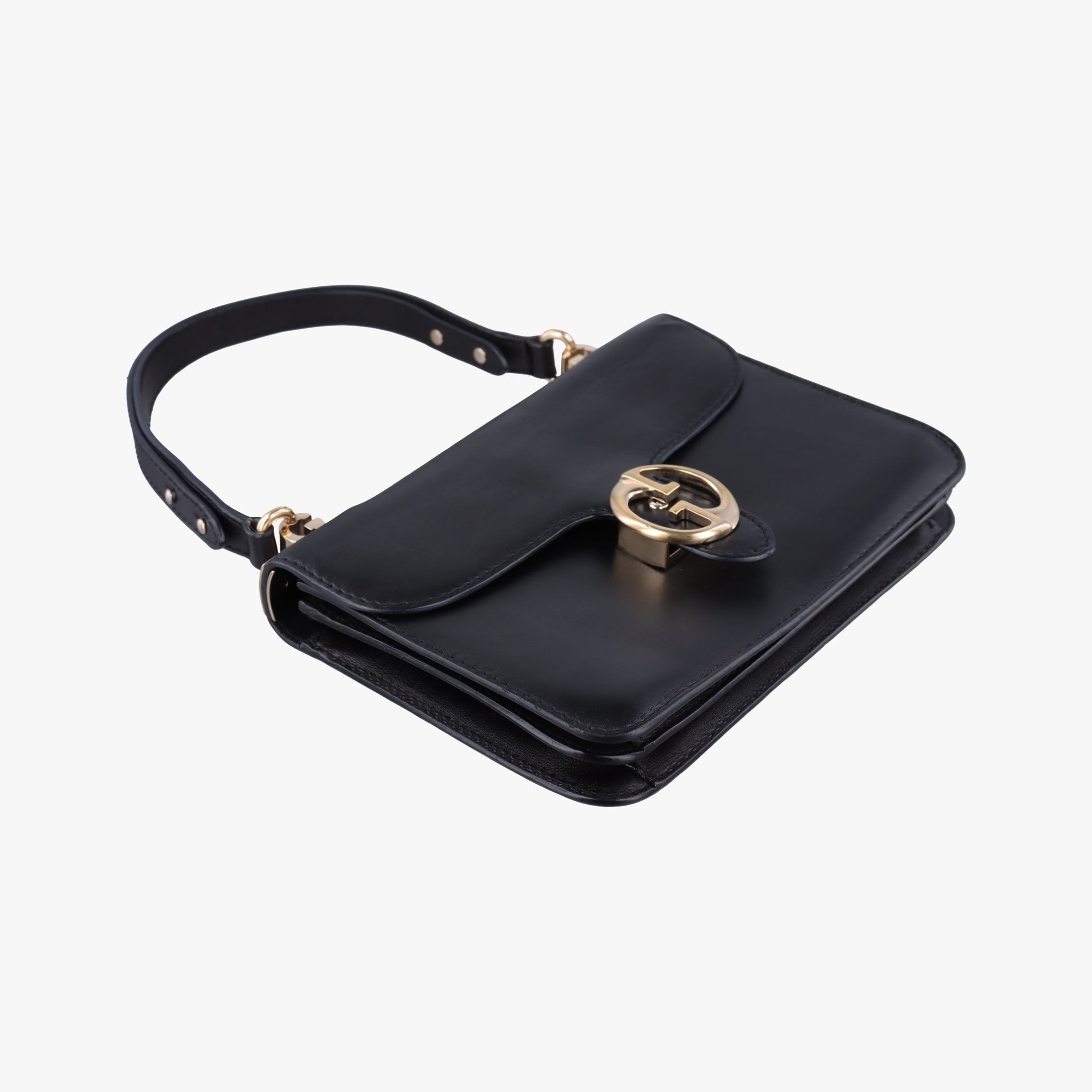Interlocking 1973 Flap Black Leather 277522 E010257779インターロッキング 1973 フラップ ブラック レザー 277522 E010257779