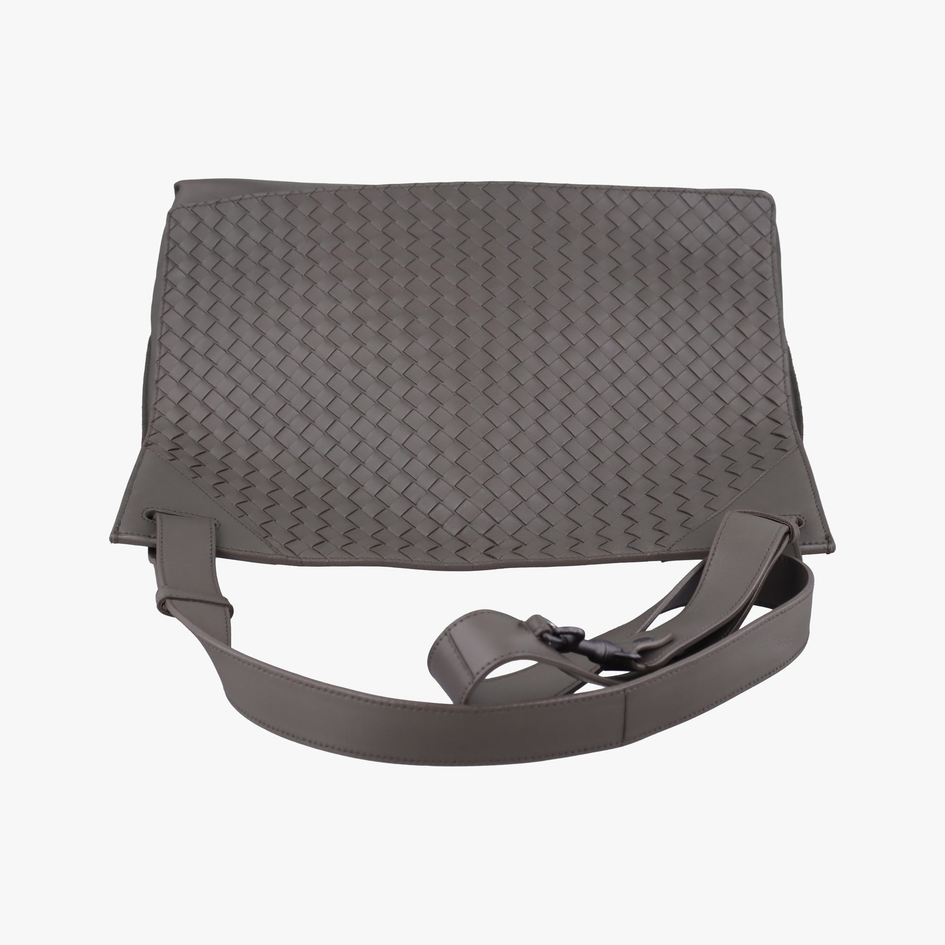 Intrecciato Grey lambskin B02753975Rイントレチャート グレー ラムスキン B02753975R