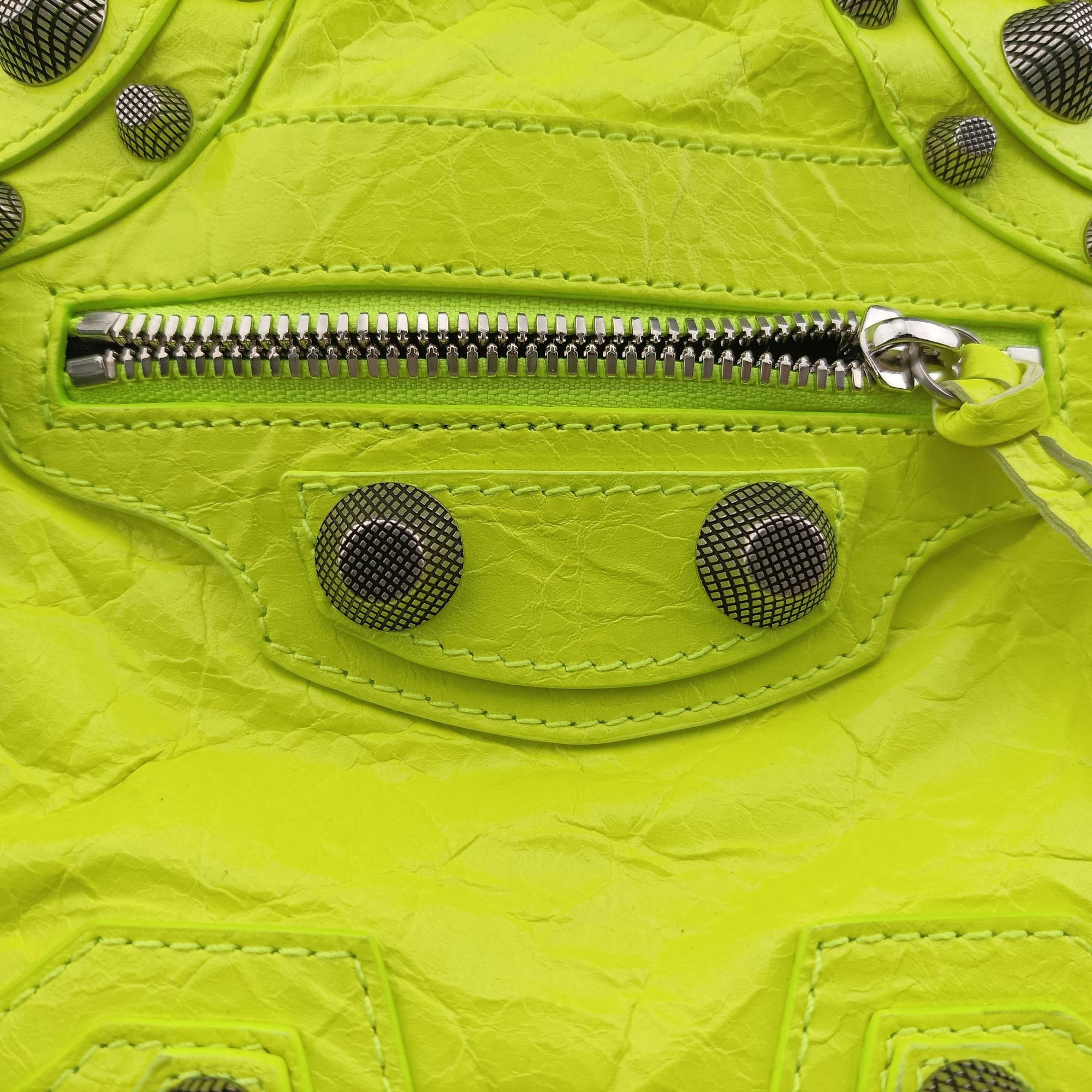 Le Cagole Neon Yellow lambskin 719065.7206.P.643888ルカゴール ネオンイエロー ラムスキン 719065.7206.P.643888