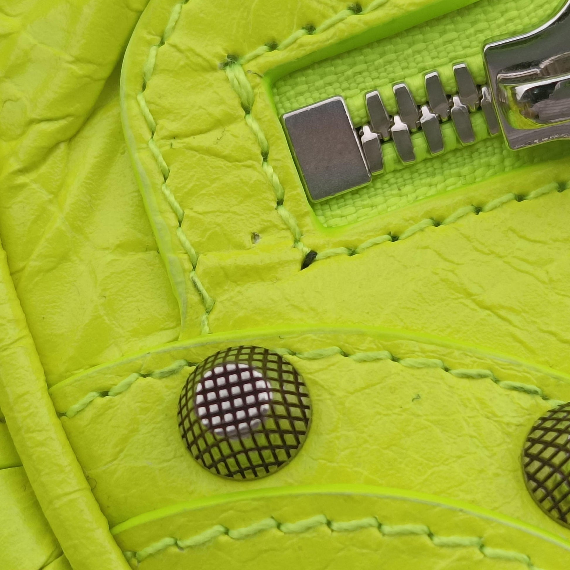 Le Cagole Neon Yellow lambskin 719065.7206.P.643888ルカゴール ネオンイエロー ラムスキン 719065.7206.P.643888