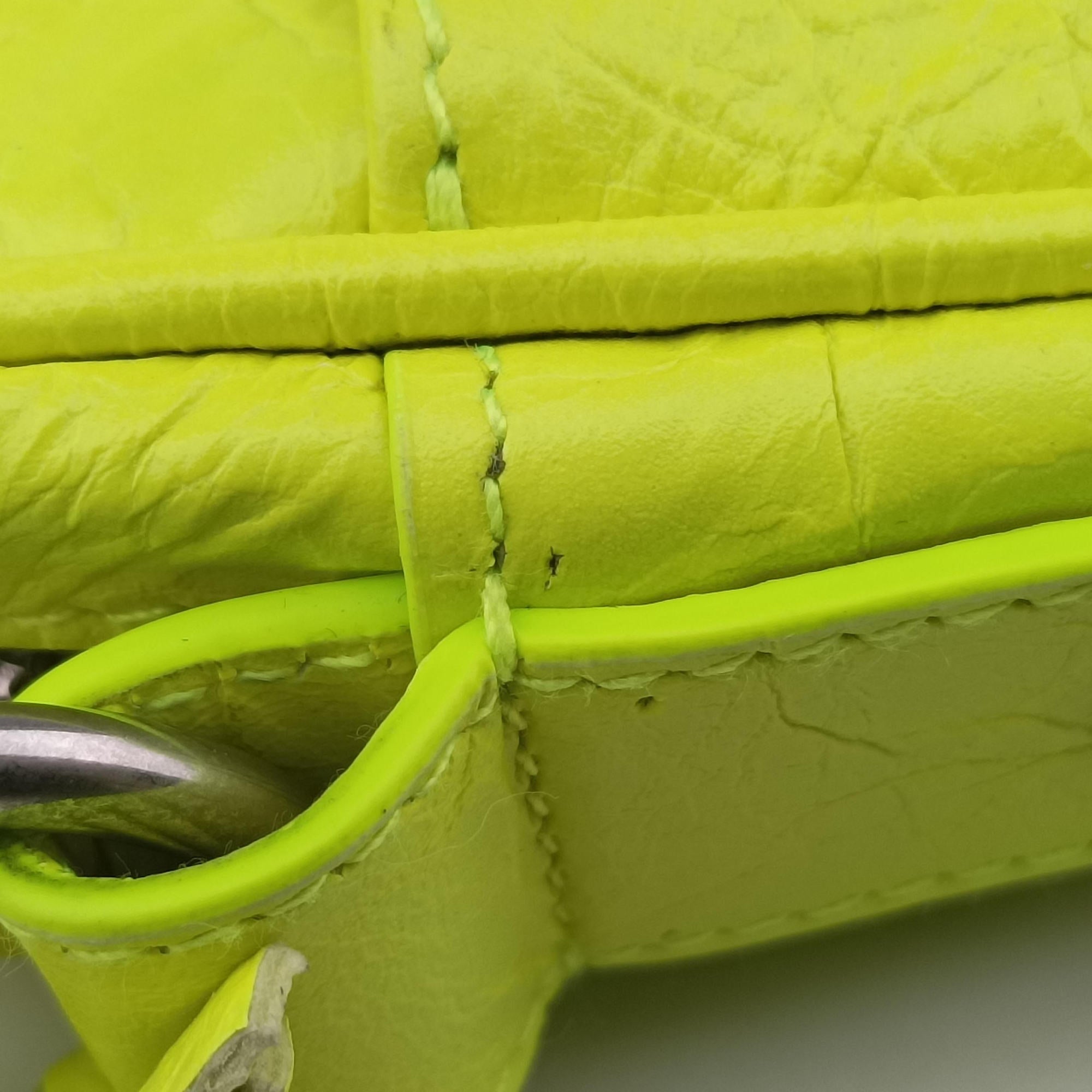 Le Cagole Neon Yellow lambskin 719065.7206.P.643888ルカゴール ネオンイエロー ラムスキン 719065.7206.P.643888
