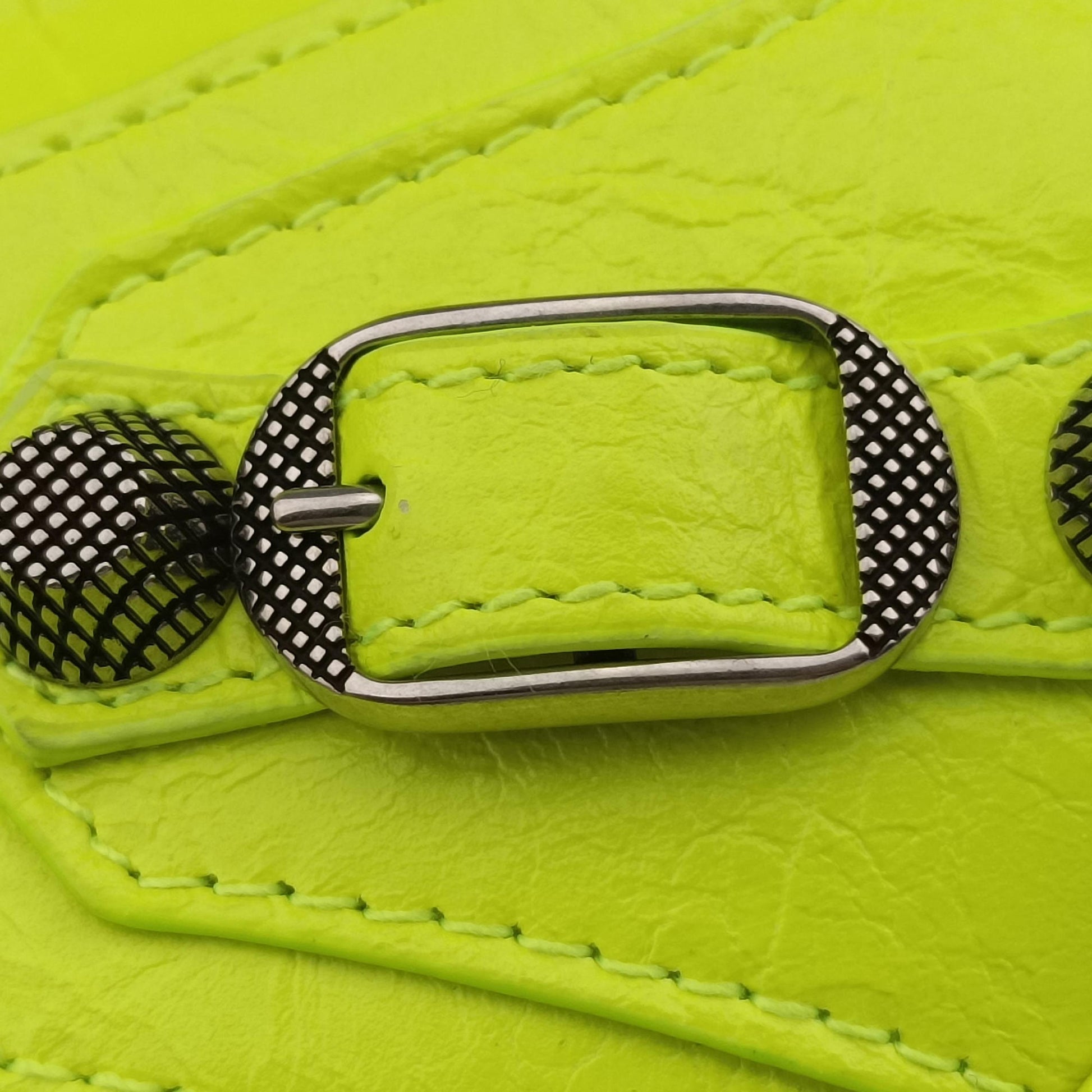 Le Cagole Neon Yellow lambskin 719065.7206.P.643888ルカゴール ネオンイエロー ラムスキン 719065.7206.P.643888
