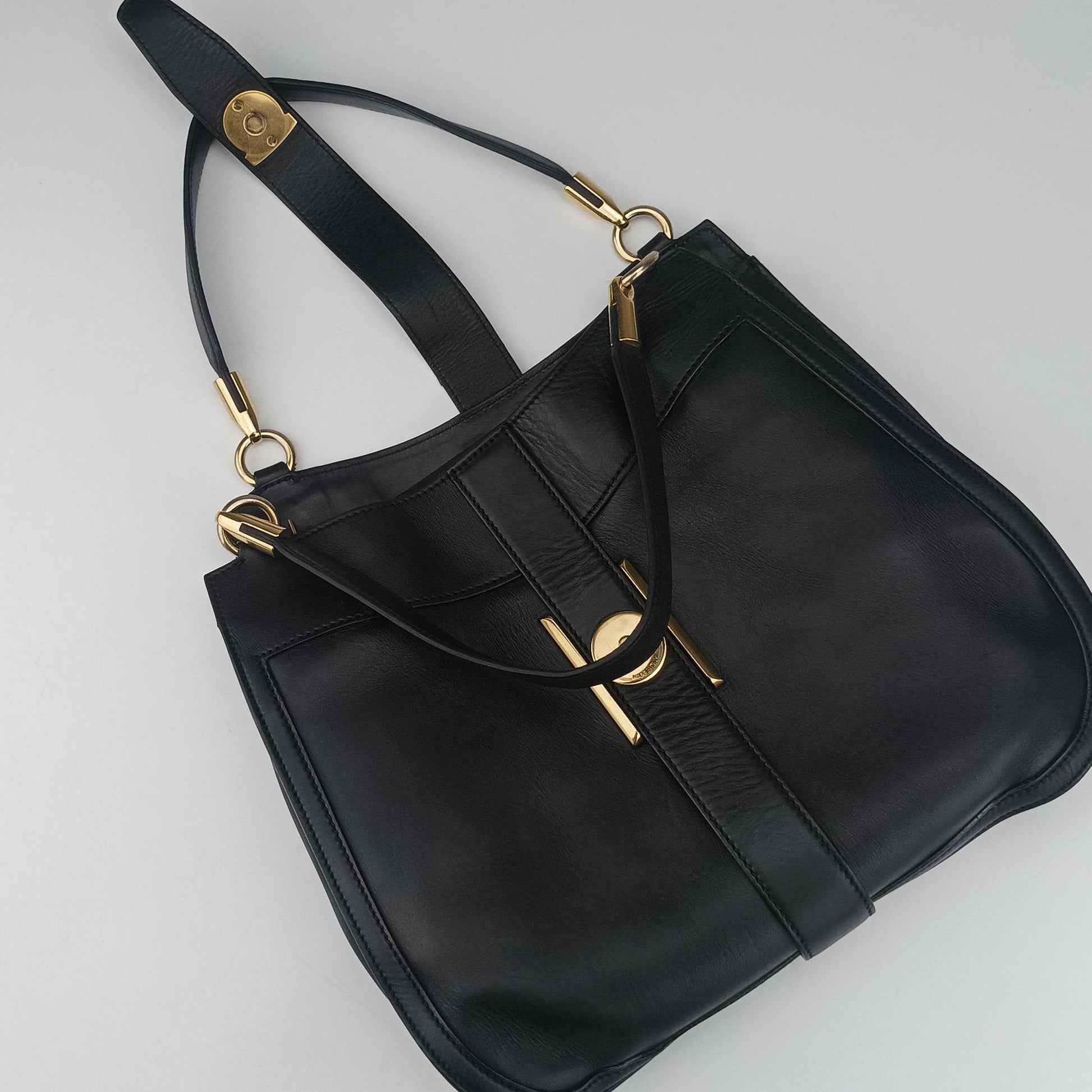 Enny hobo Black Leather EE-21 E746エニー ホーボー ブラック レザー EE-21 E746