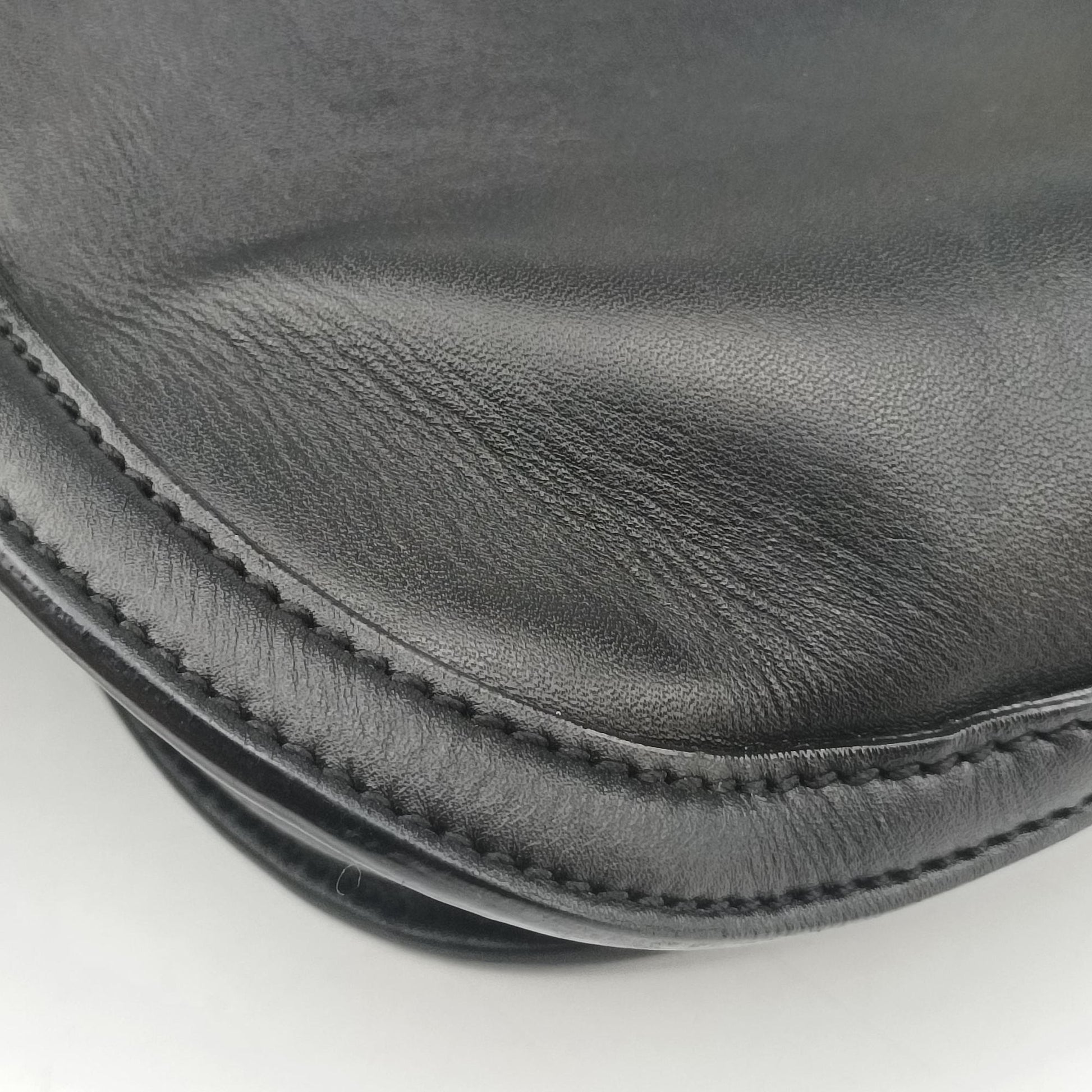 Enny hobo Black Leather EE-21 E746エニー ホーボー ブラック レザー EE-21 E746