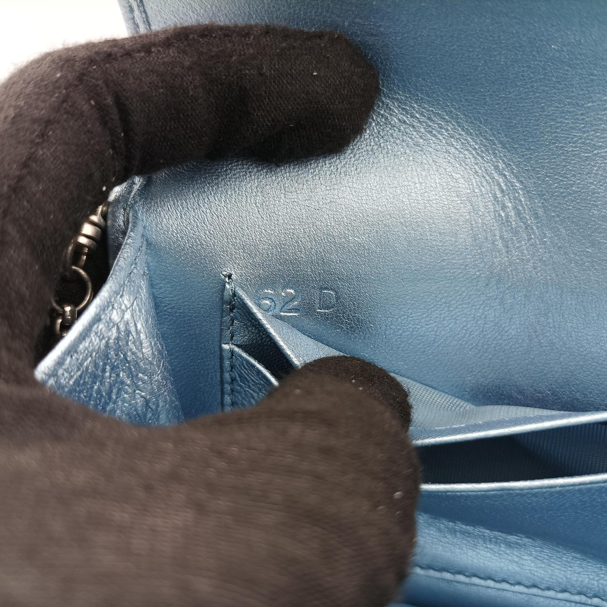Diagramme Blue Leather 62 Dダイアグラム ブルー レザー 62 D