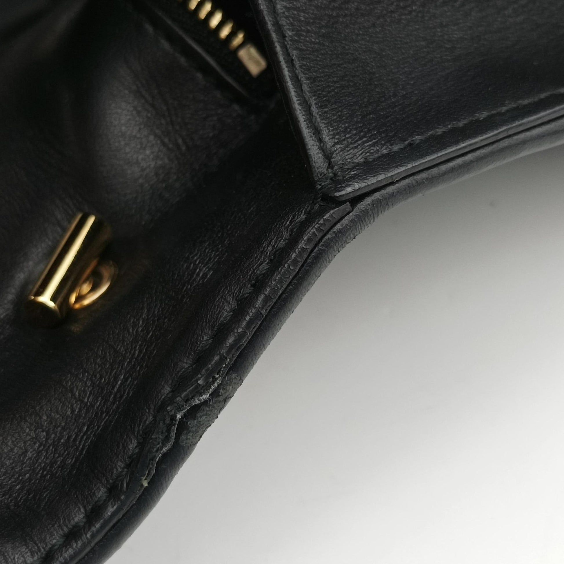 Vara Logo Ribbon Stripe Black Leather AU-21/F164ヴァラ ロゴ リボン ストライプ ブラック レザー AU-21/F164
