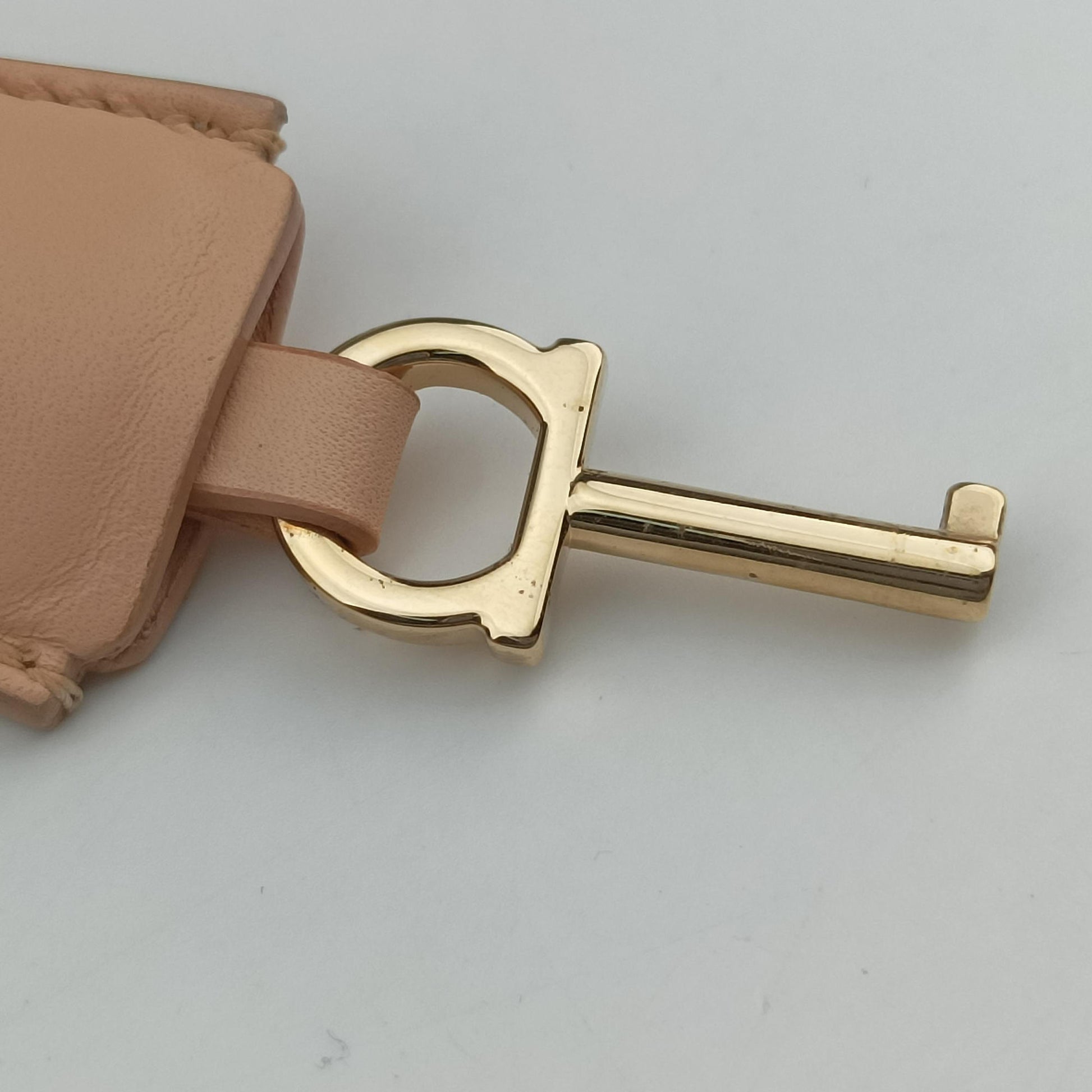 Gancini Juliet Beige leather AU-21/D552ガンチーニ ジュリエット ベージュ レザー AU-21/D552