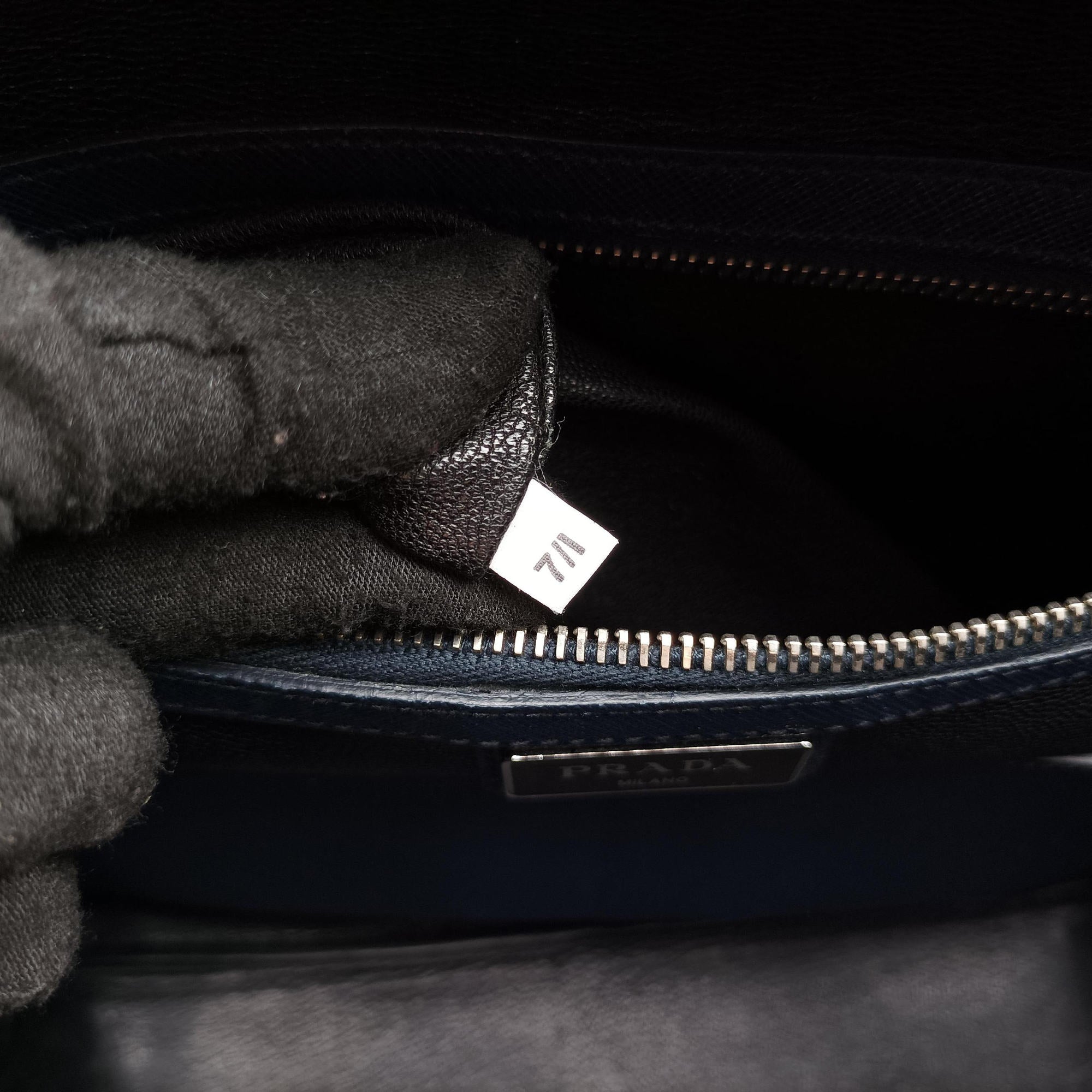 business bag briefcase Navy SAFFIANO Leather 2VE363 7/Iビジネスバッグ ブリーフケース ネイビー サフィアーノレザー 2VE363 7/I