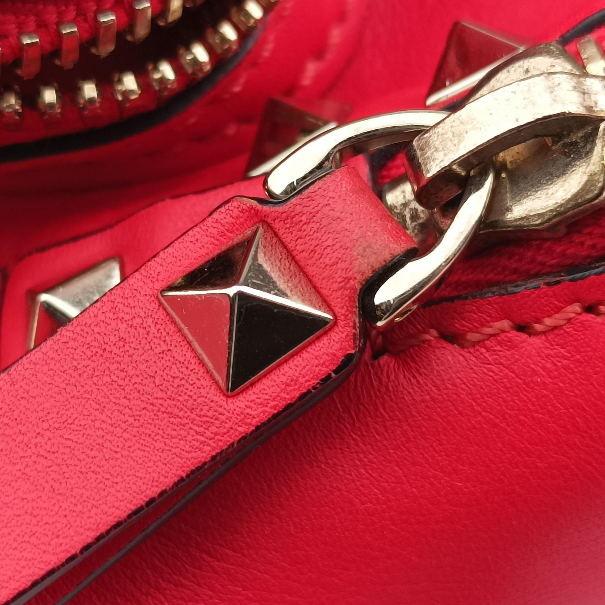 Rockstud Red Leather TV1W2B0859BOLロックスタッズ レッド レザー TV1W2B0859BOL