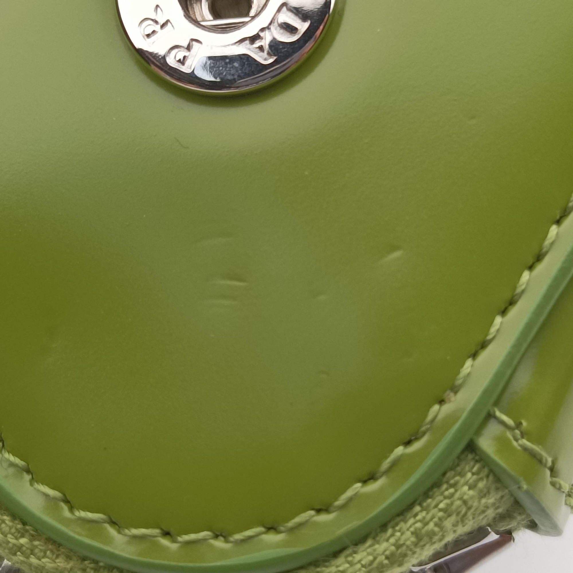 Triangle Logo Plate Green SAFFIANO Leather 1NR015 234トライアングルロゴ グリーン サフィアーノレザー 1NR015 234