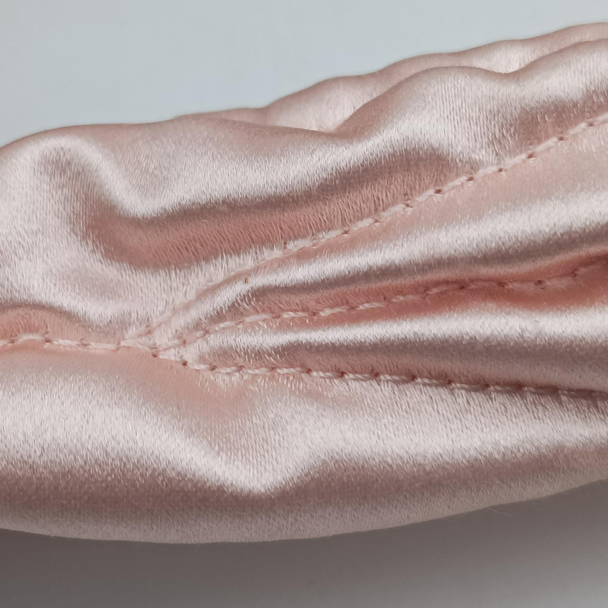 Wander Matelasse hobo Alabaster Pink Satin 5BC125 ワンダー マテラッセ ホーボー アラバスターピンク サテン 5BC125 