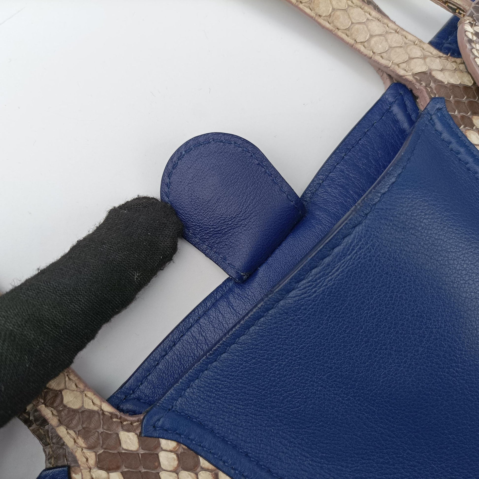 Addict Blue Leather 19-MA-1103アディクト ブルー レザー 19-MA-1103