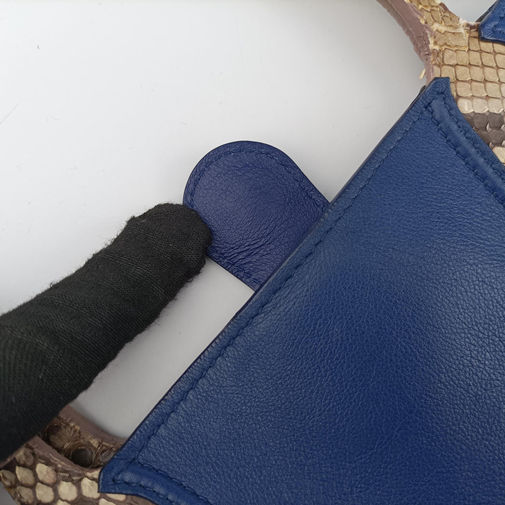 Addict Blue Leather 19-MA-1103アディクト ブルー レザー 19-MA-1103
