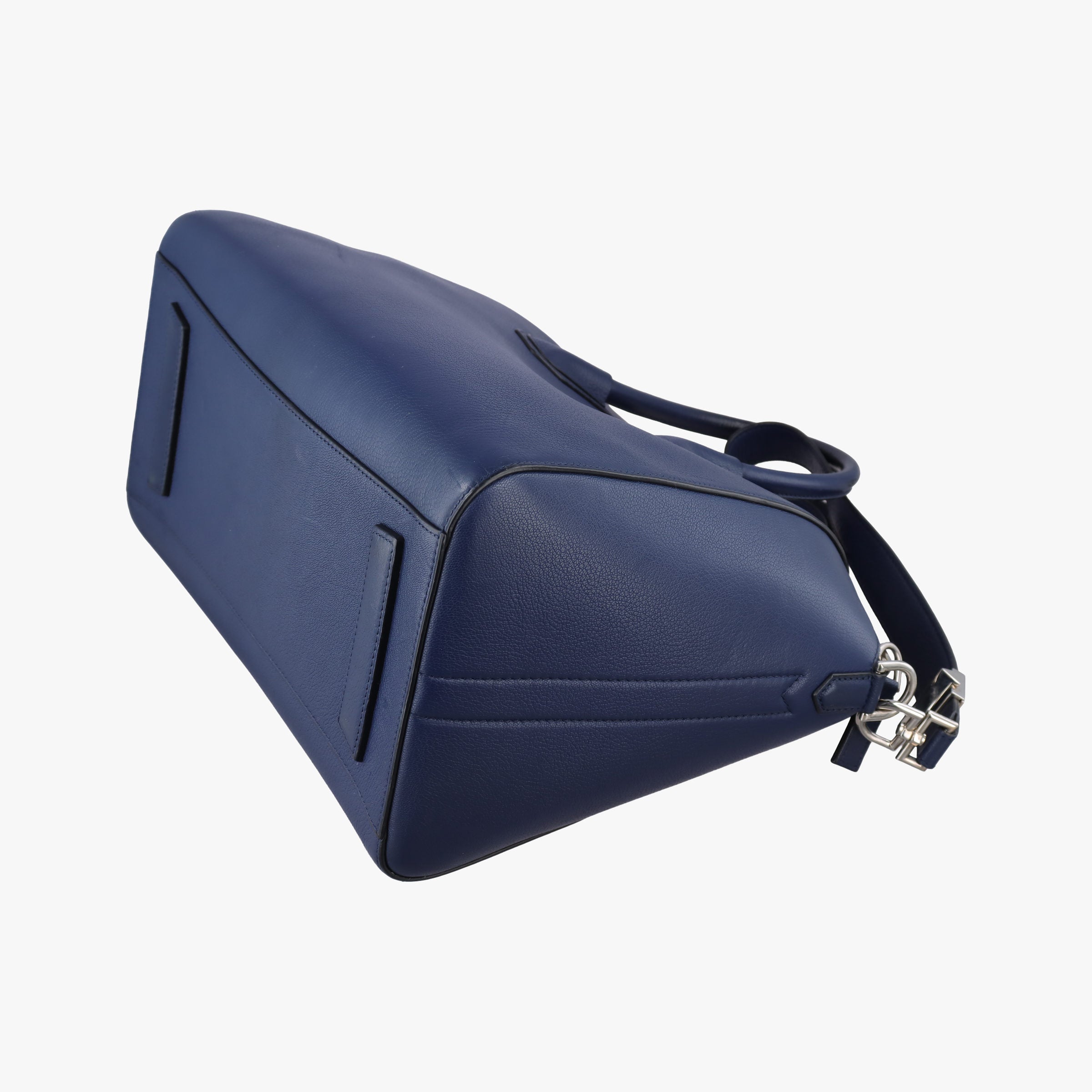 Antigona Medium Navy leather MP B 0155アンティゴナ ミディアム ネイビー レザー MP B 0155