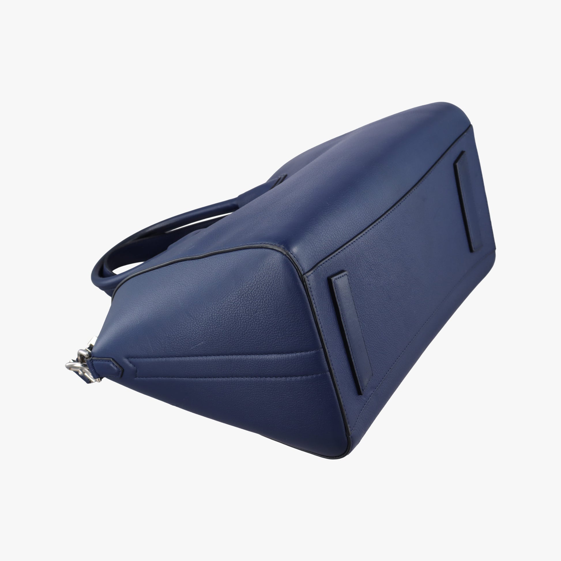 Antigona Medium Navy leather MP B 0155アンティゴナ ミディアム ネイビー レザー MP B 0155