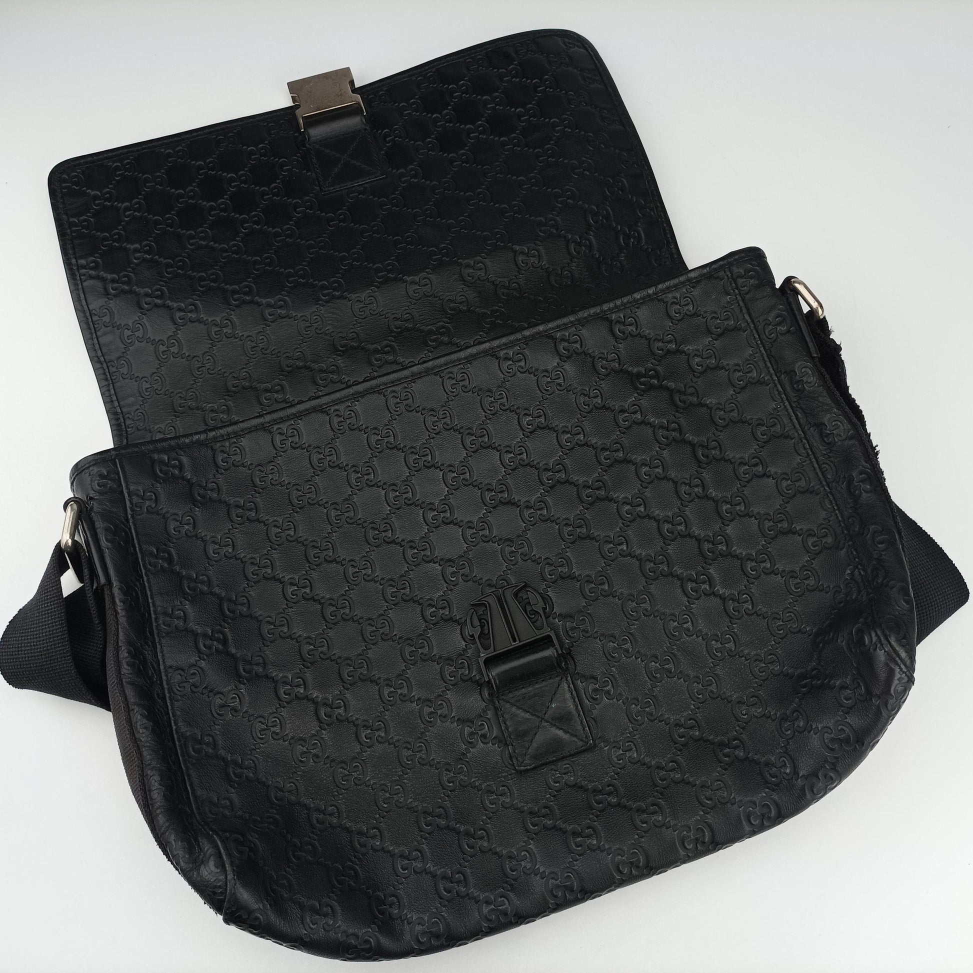 Guccissima Rubber Messenger Black Leather 246067 B010554306グッチシマ メッセンジャー ブラック レザー 246067 B010554306