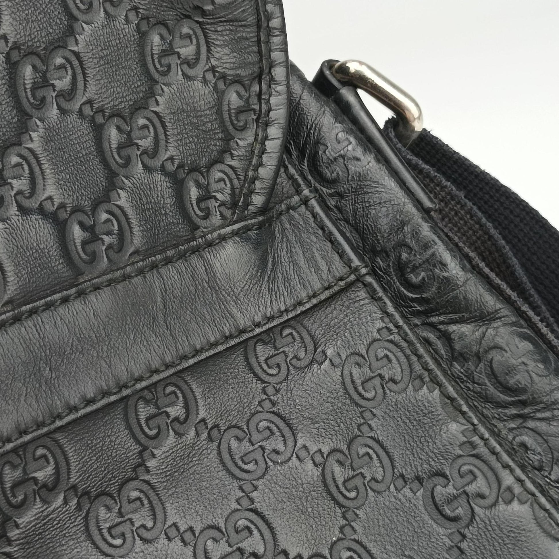Guccissima Rubber Messenger Black Leather 246067 B010554306グッチシマ メッセンジャー ブラック レザー 246067 B010554306