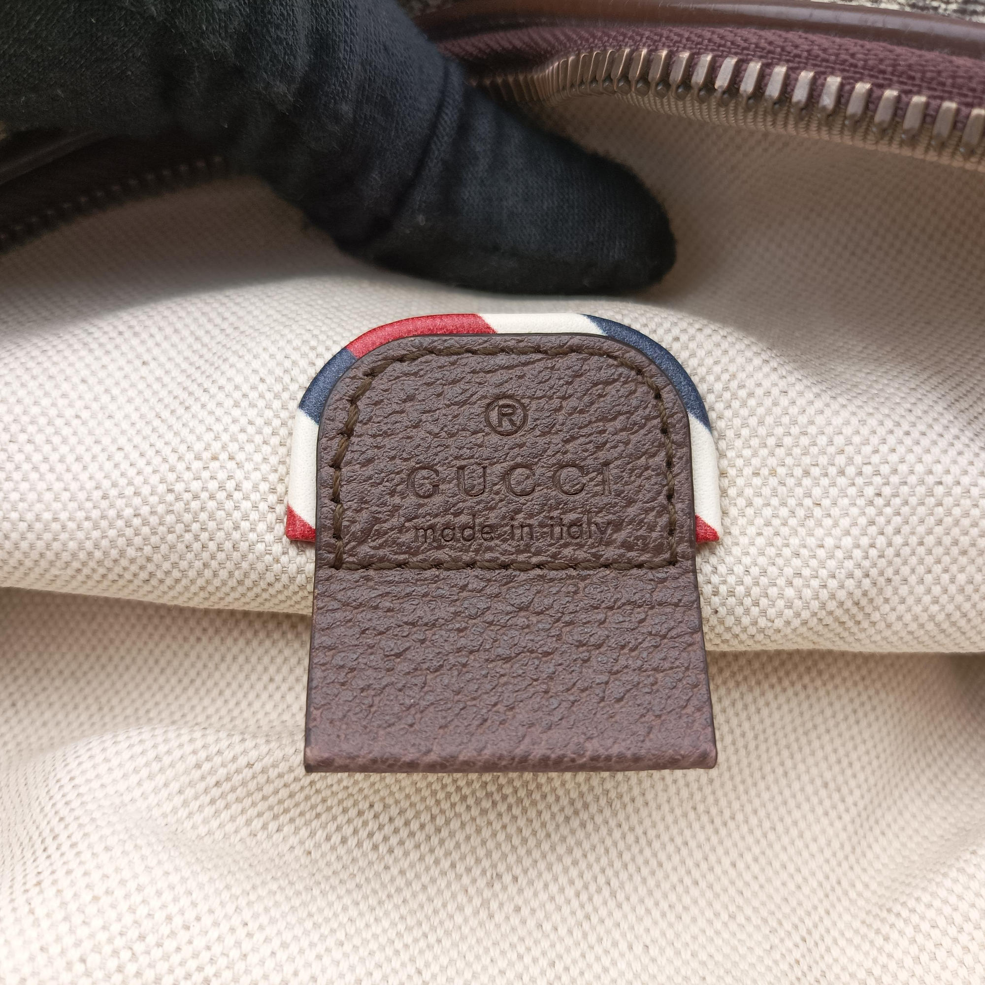 GG Supreme Courrier Brown×multicolor PVC coated canvas 529711 F026899722GGスプリーム クーリエ UFOワッペン ブラウン×マルチカラー PVCコーティングキャンバス 529711 F026899722