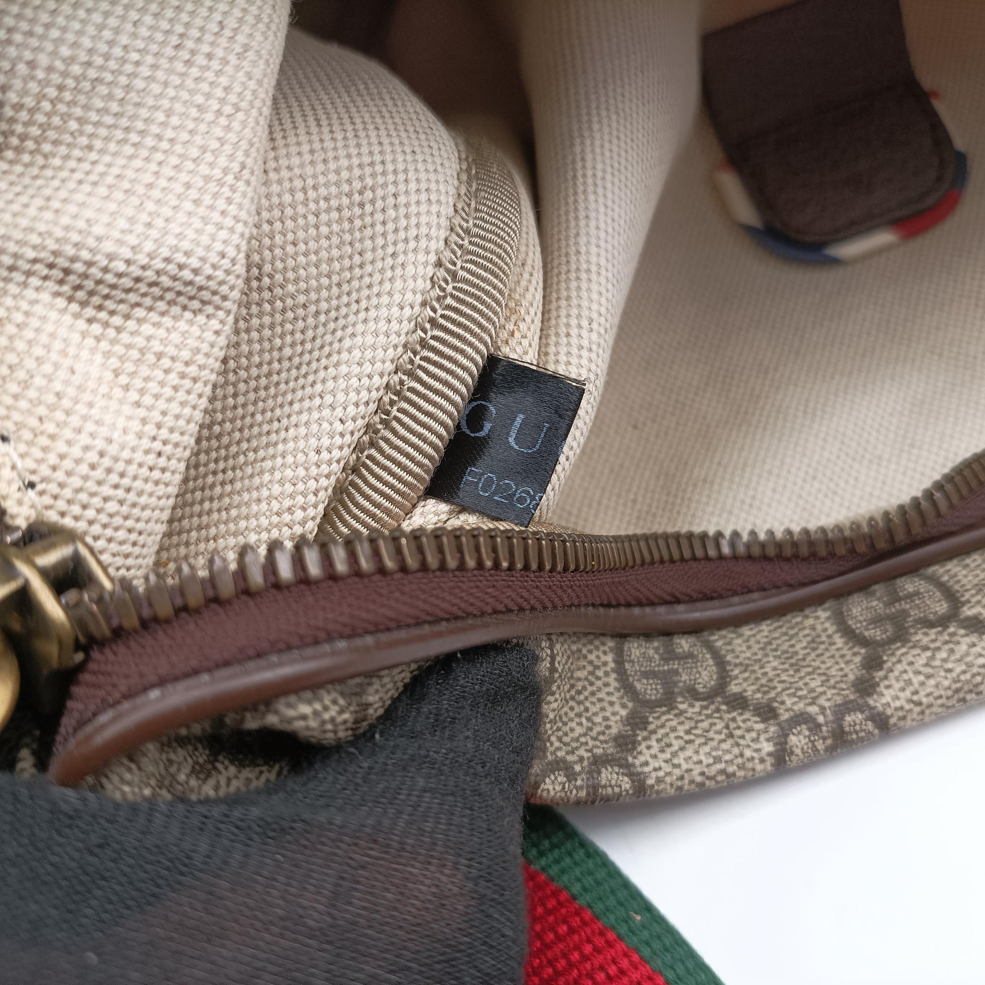 GG Supreme Courrier Brown×multicolor PVC coated canvas 529711 F026899722GGスプリーム クーリエ UFOワッペン ブラウン×マルチカラー PVCコーティングキャンバス 529711 F026899722