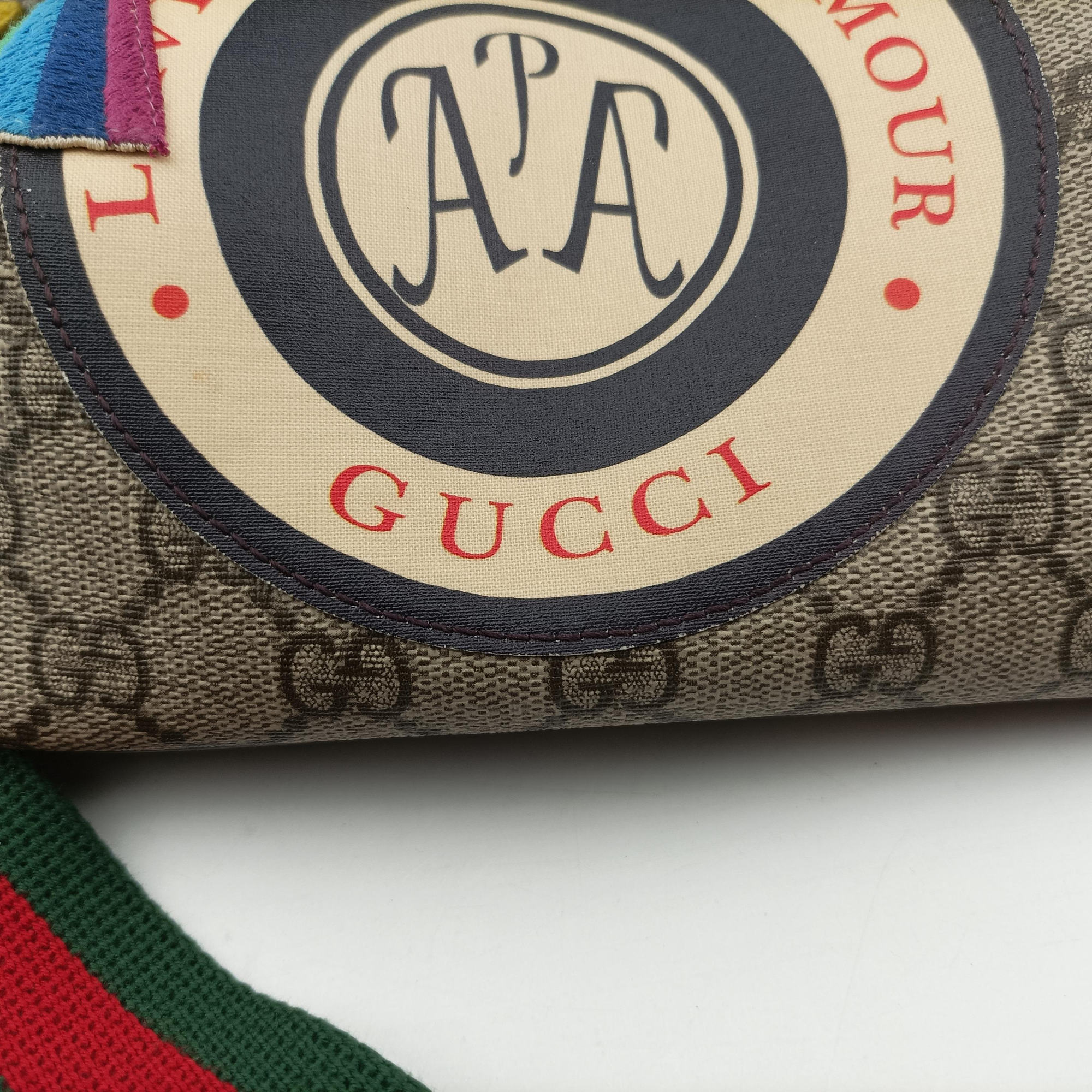 GG Supreme Courrier Brown×multicolor PVC coated canvas 529711 F026899722GGスプリーム クーリエ UFOワッペン ブラウン×マルチカラー PVCコーティングキャンバス 529711 F026899722