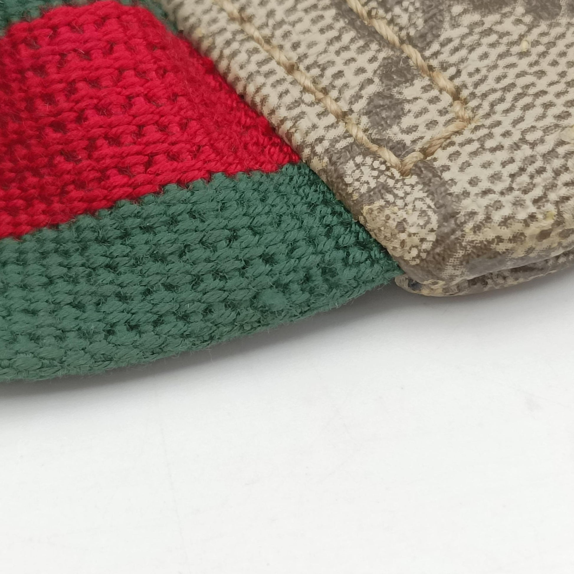GG Supreme Courrier Brown×multicolor PVC coated canvas 529711 F026899722GGスプリーム クーリエ UFOワッペン ブラウン×マルチカラー PVCコーティングキャンバス 529711 F026899722
