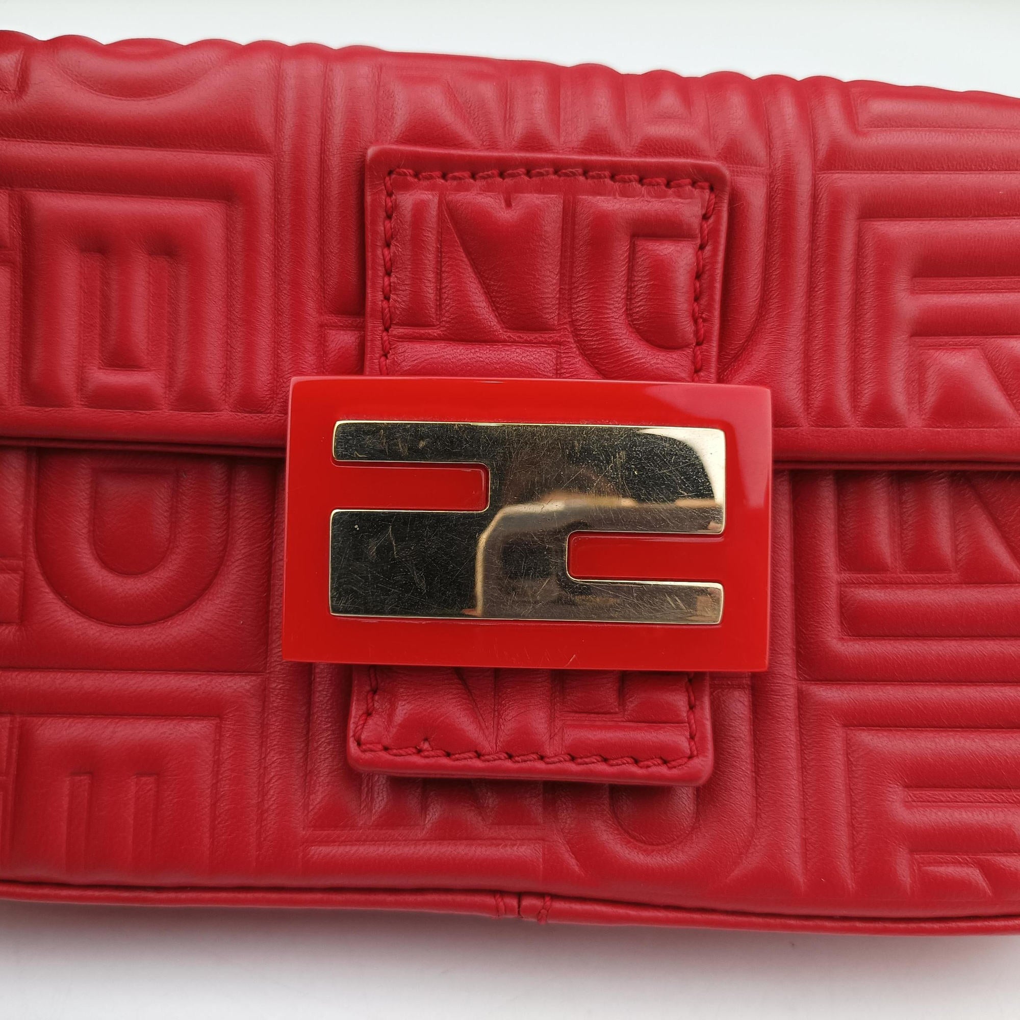BAGUETTE Red Leather 8BK060 2415-8BK060-YME-088マンマバケット レッド レザー 8BK060 2415-8BK060-YME-088