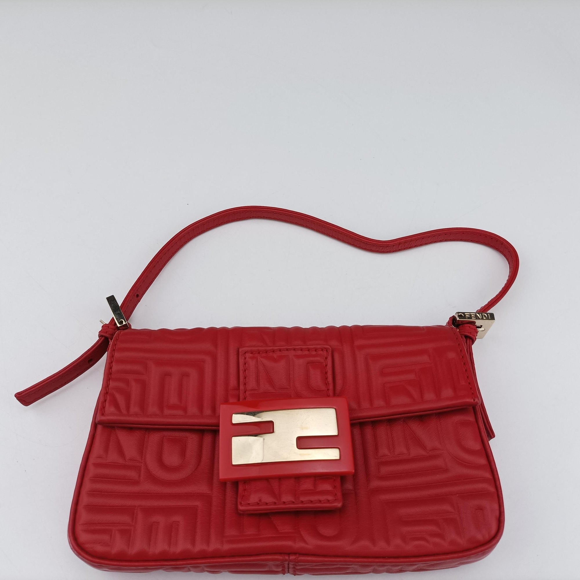 BAGUETTE Red Leather 8BK060 2415-8BK060-YME-088マンマバケット レッド レザー 8BK060 2415-8BK060-YME-088
