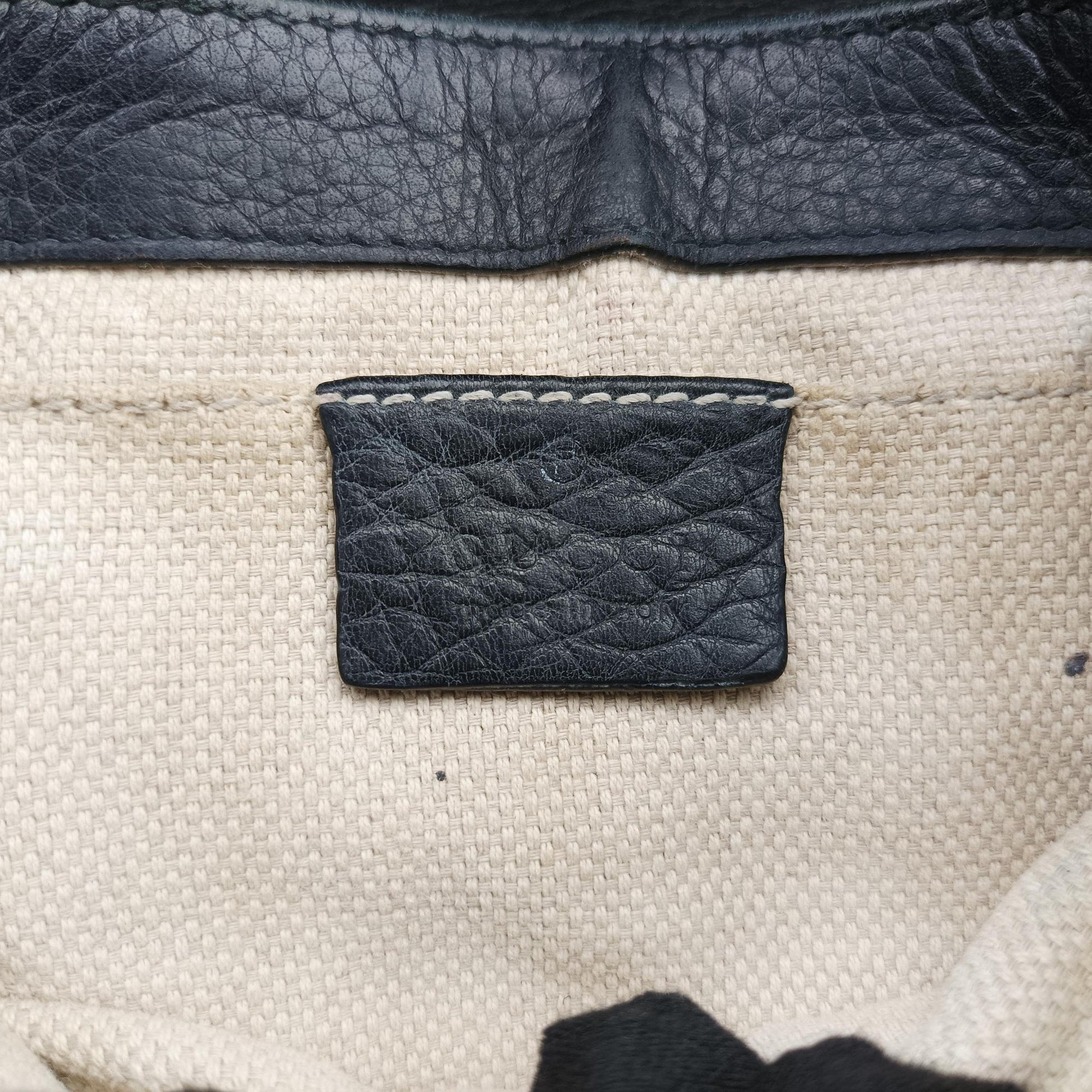 Soho Black Leather 323190 I016091228ソーホー ブラック レザー 323190 I016091228