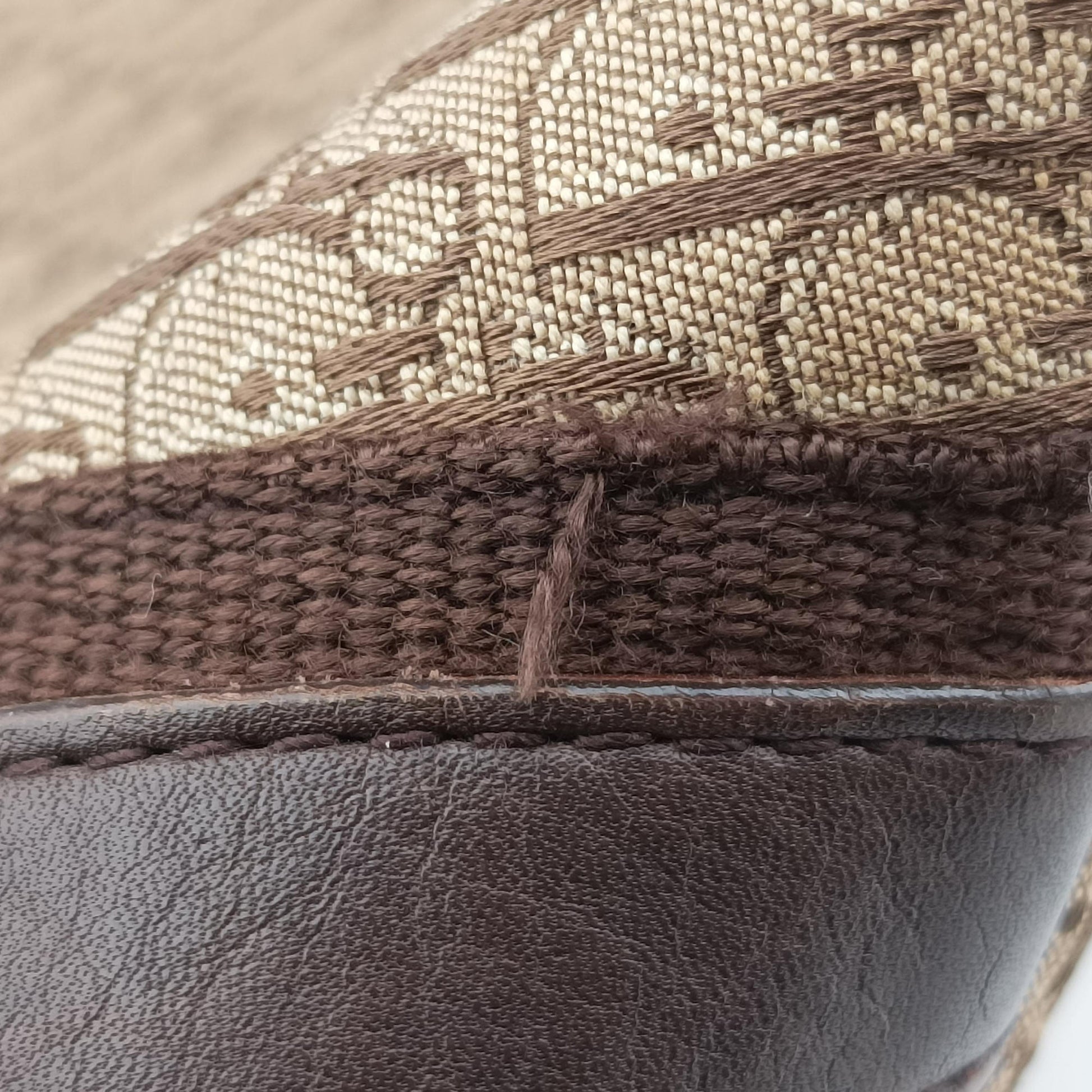 Street Chic Messenger Brown ×Beige Jacquard Canvas×Leather 06-RU-0027ストリートシック メッセンジャー ブラウン × ベージュ ジャガード キャンバス × カーフレザー 06-RU-0027
