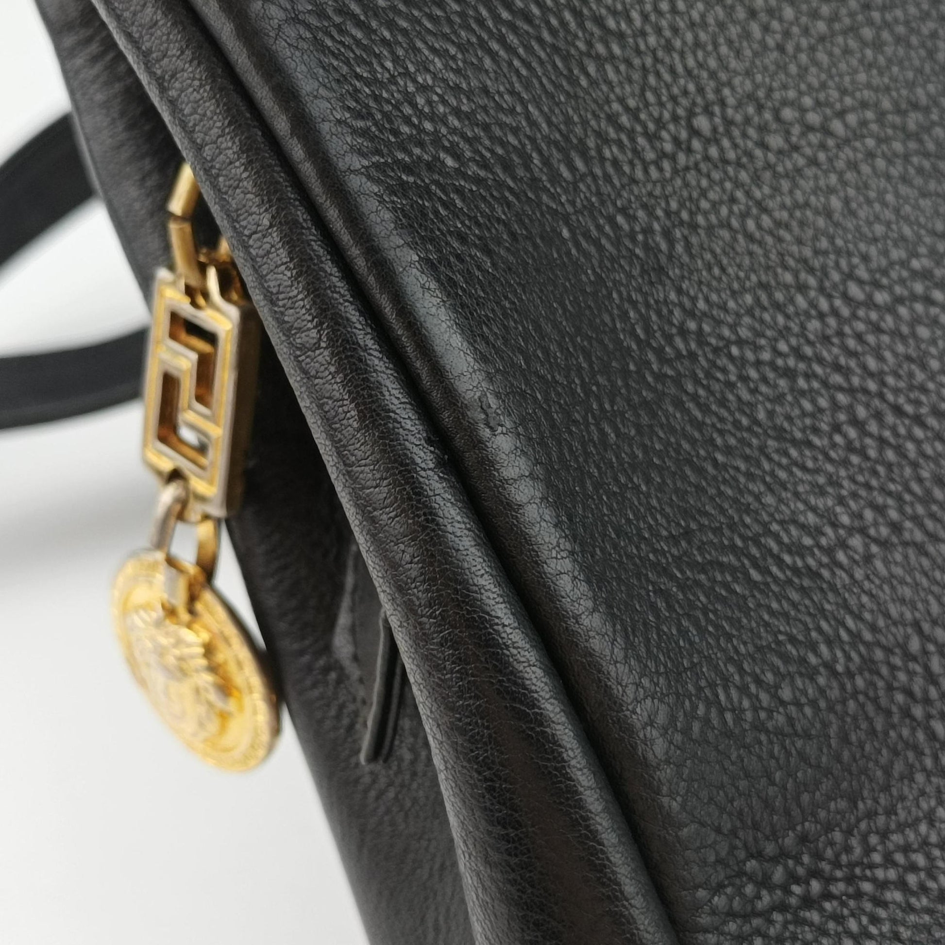 Vintage Medusa Medallion Black Leather ィンテージ メデューサ メダリオン ブラック レザー 