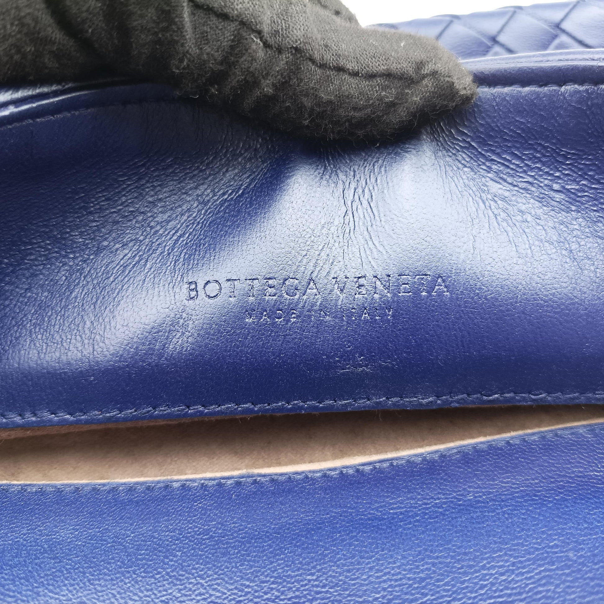 Intrecciato Olimpia Navy lambskin B04272913Hイントレチャート オリンピア ネイビー ラムスキン B04272913H