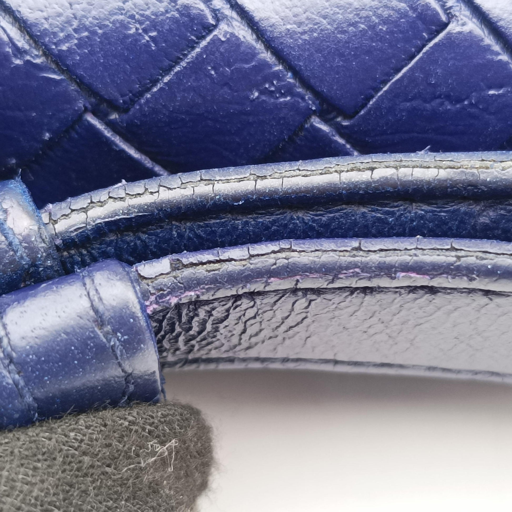 Intrecciato Olimpia Navy lambskin B04272913Hイントレチャート オリンピア ネイビー ラムスキン B04272913H