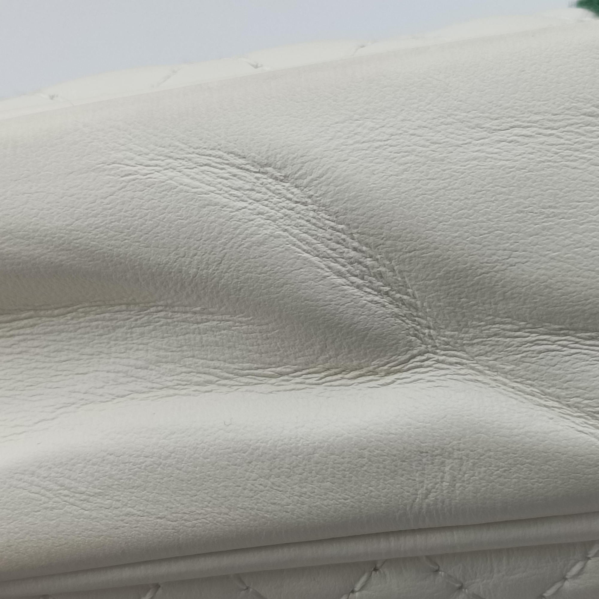 GG Marmont Pochette White Leather 541051 D026284558GGマーモント ポシェット ホワイト レザー 541051 D026284558