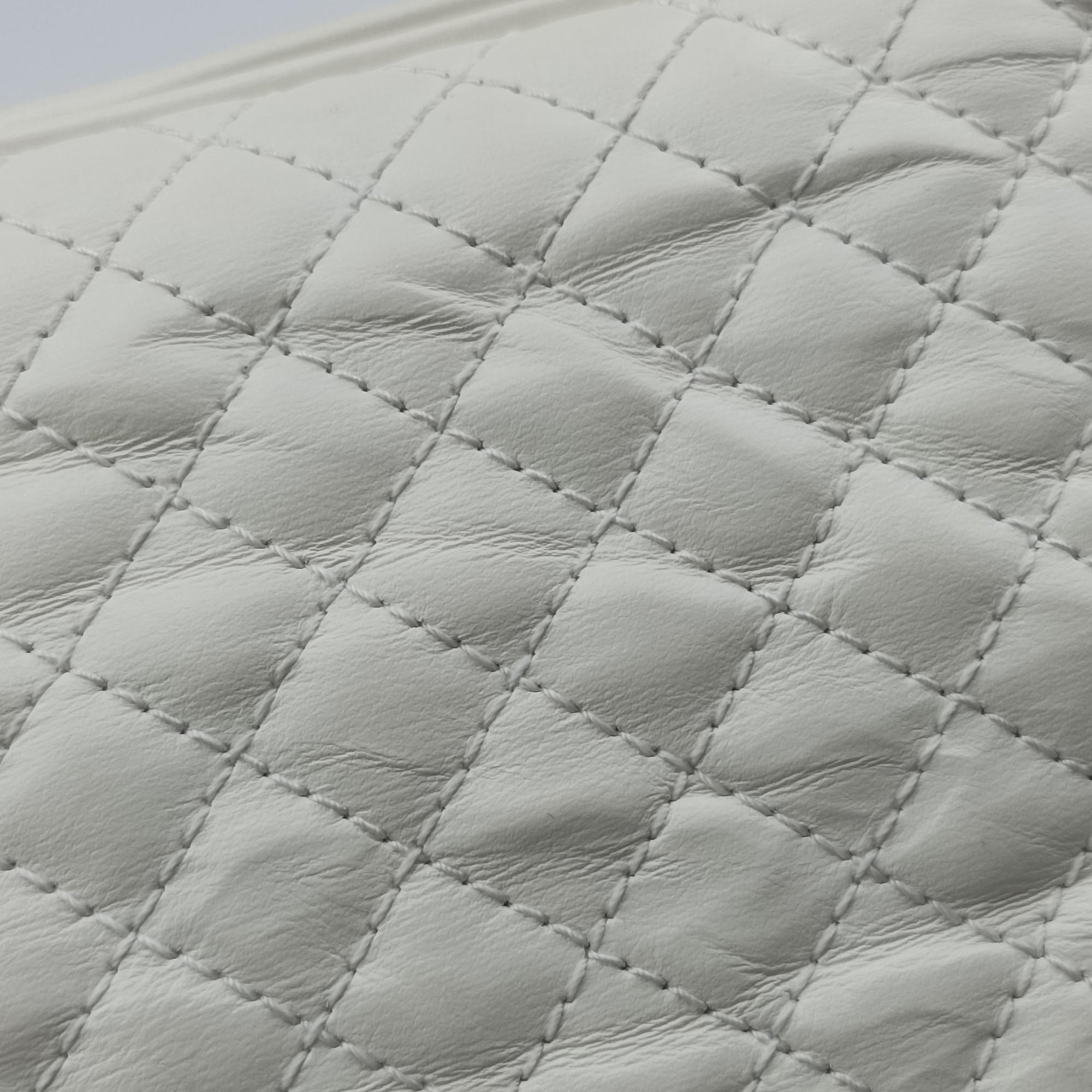 GG Marmont Pochette White Leather 541051 D026284558GGマーモント ポシェット ホワイト レザー 541051 D026284558