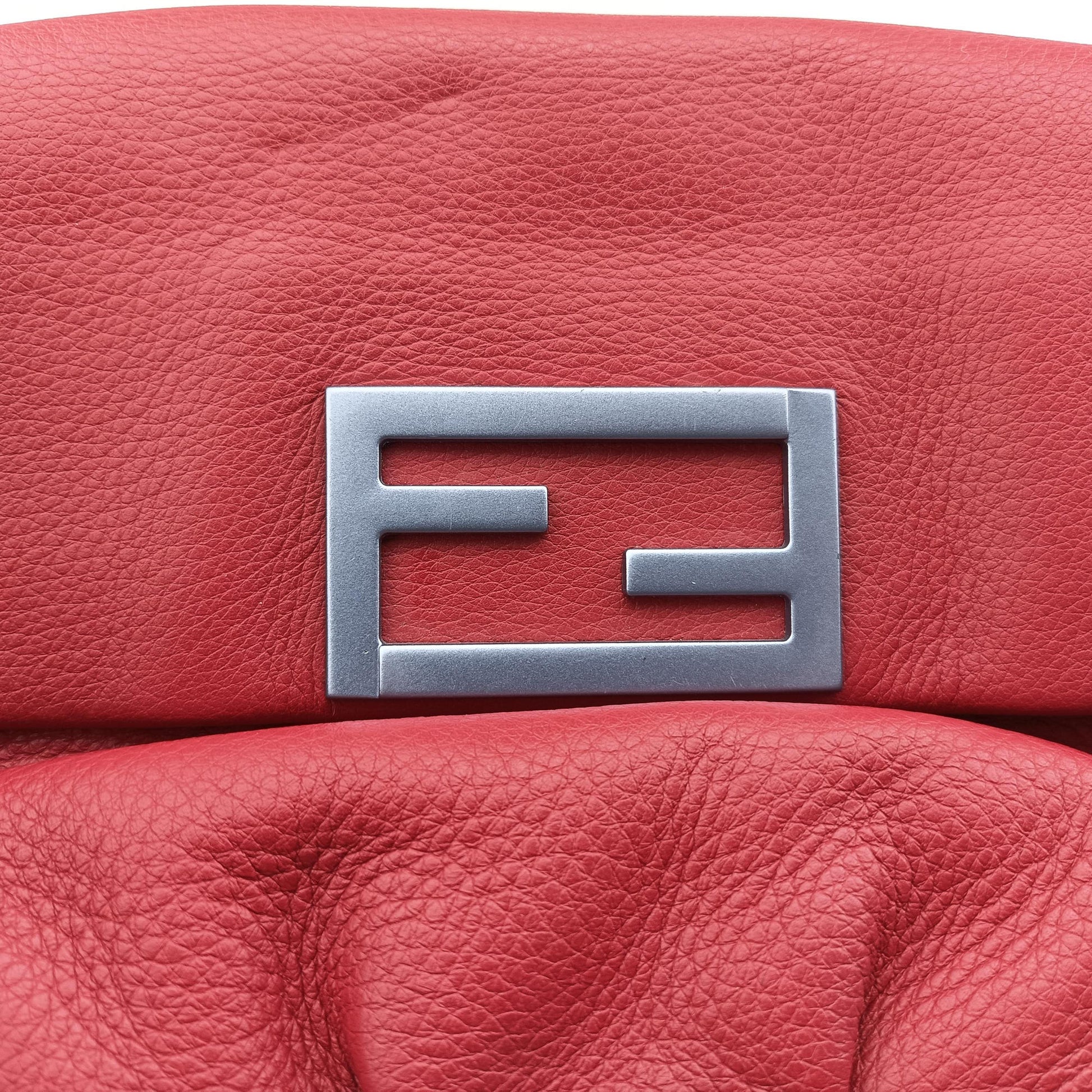 Fendista Pochette Red Leather 8M0276 8M0276-V74 158-9290フェンディスタ ポシェット レッド レザー 8M0276 8M0276-V74 158-9290
