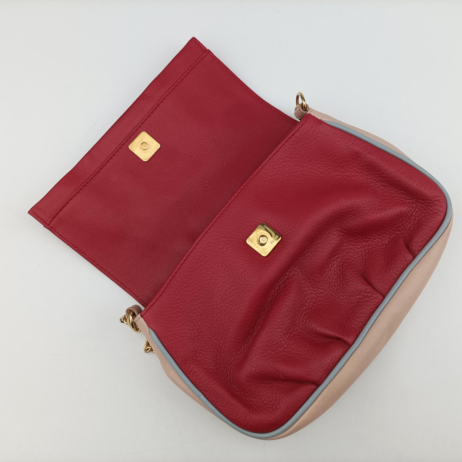 Fendista Pochette Red Leather 8M0276 8M0276-V74 158-9290フェンディスタ ポシェット レッド レザー 8M0276 8M0276-V74 158-9290