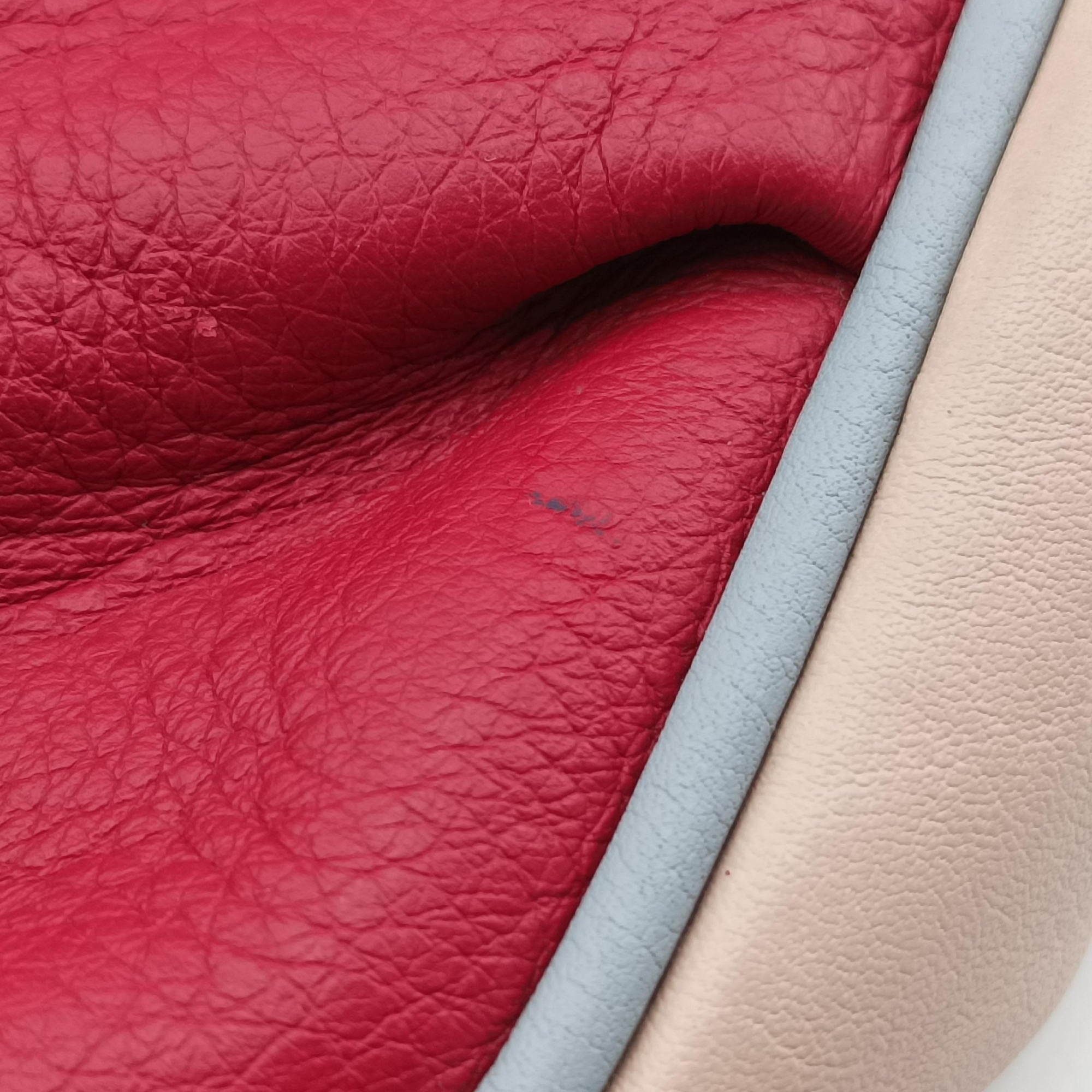 Fendista Pochette Red Leather 8M0276 8M0276-V74 158-9290フェンディスタ ポシェット レッド レザー 8M0276 8M0276-V74 158-9290
