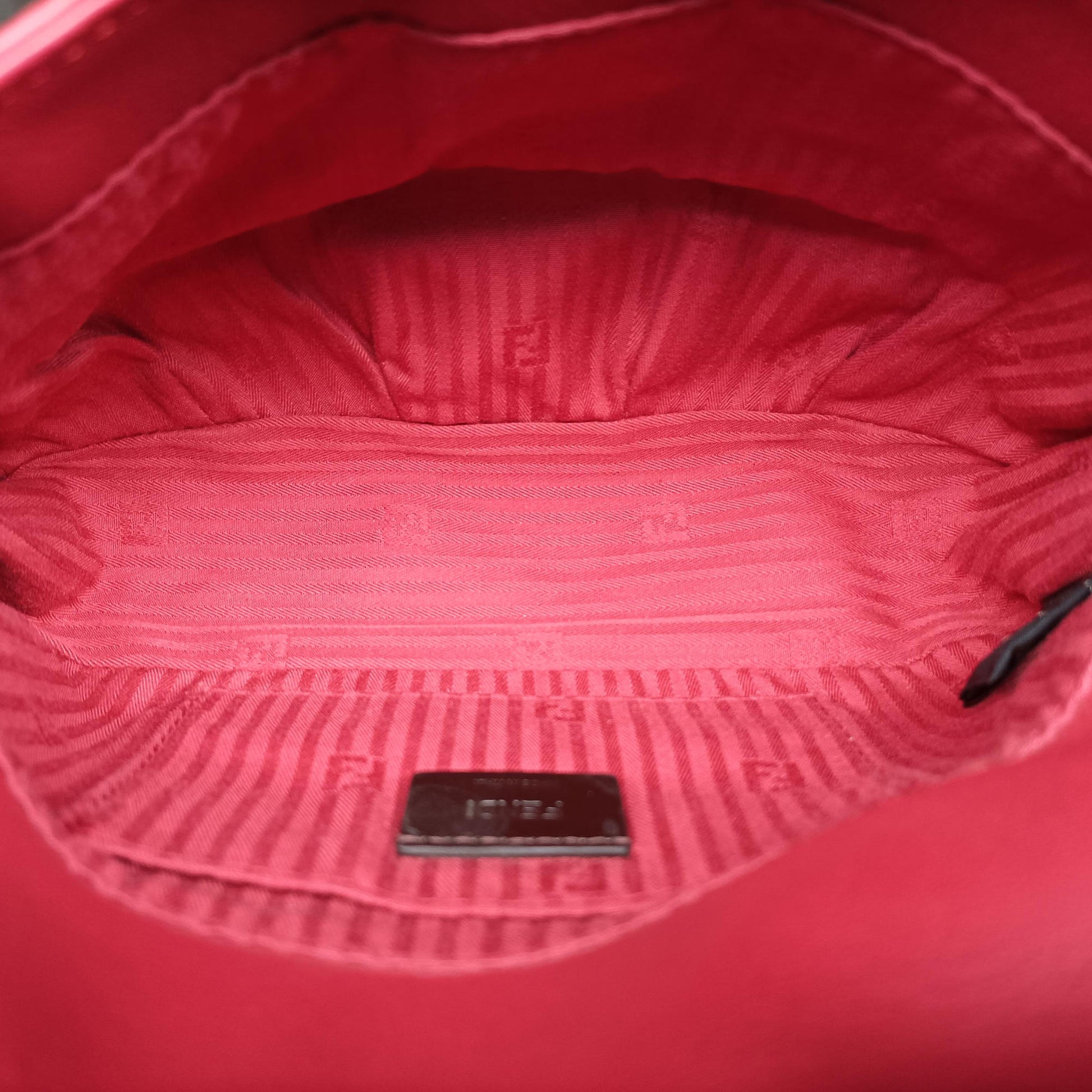 Fendista Pochette Red Leather 8M0276 8M0276-V74 158-9290フェンディスタ ポシェット レッド レザー 8M0276 8M0276-V74 158-9290