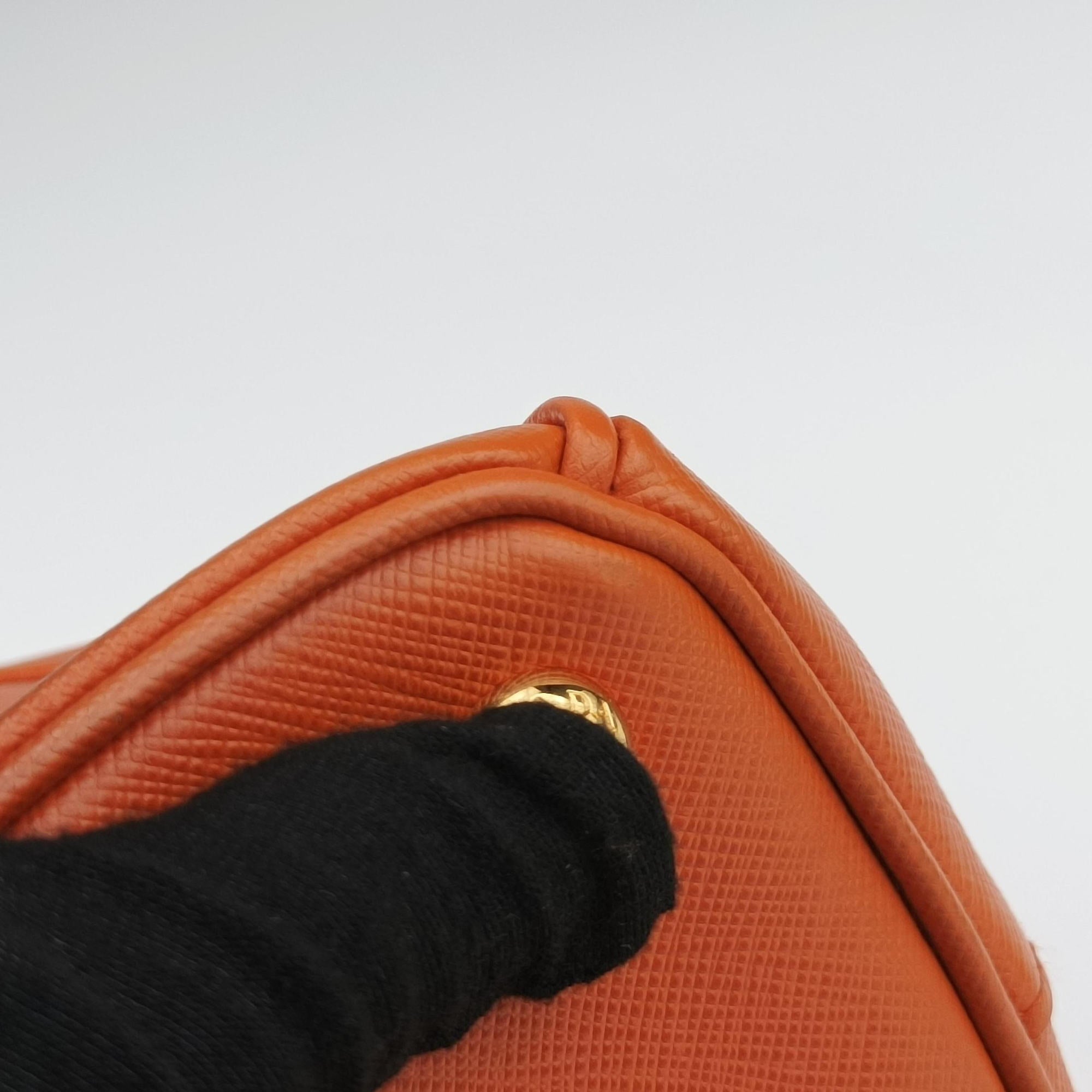 Galleria Orange SAFFIANO Leather BN1844 102ガレリア オレンジ サフィアーノレザー BN1844 102