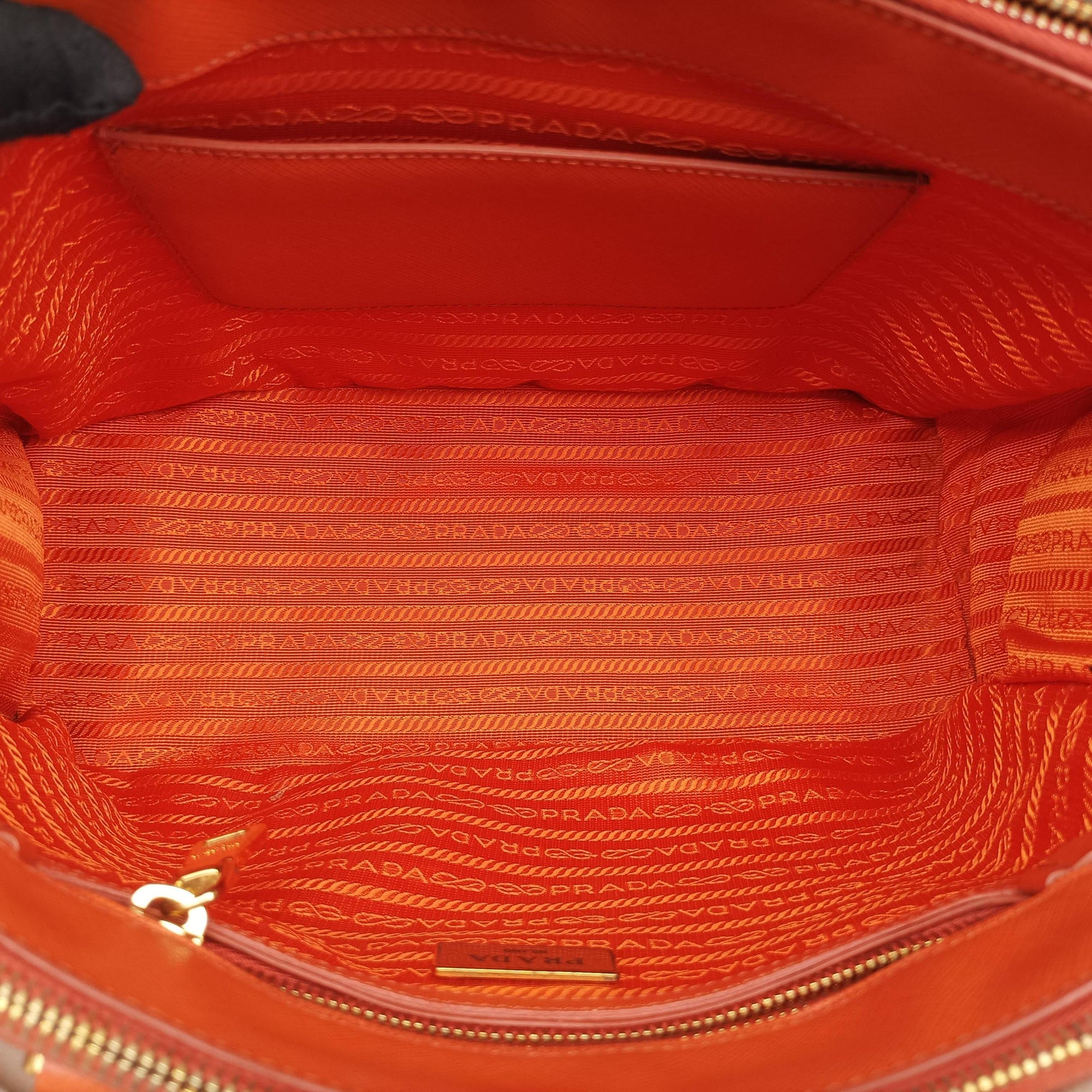 Galleria Orange SAFFIANO Leather BN1844 102ガレリア オレンジ サフィアーノレザー BN1844 102