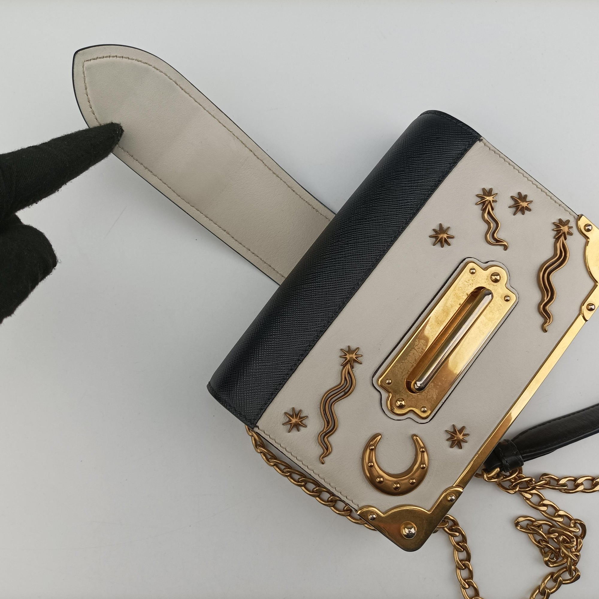 Astrology Cahier White×Black Saffiano leather×Leather 25アストロロジー カイエ ホワイト×ブラック サフィアーノレザー×レザー 25